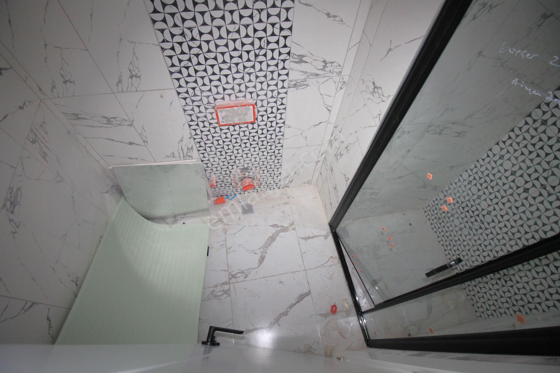 Retro'dan Kaliteli İşçiliğin Şık Tasarımıyla Birleştiği 2+1 - Görsel 12