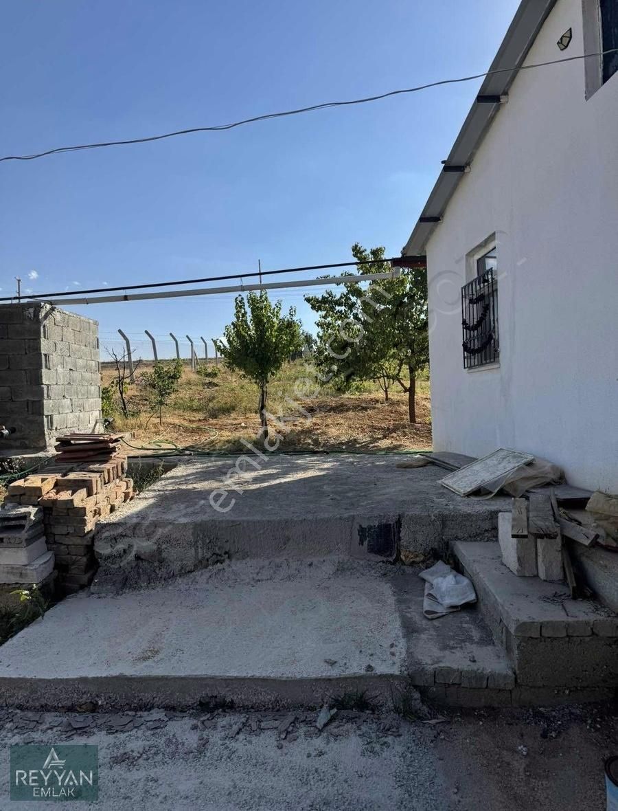 Meram Çayırbağı Kurulu Düzen Bahçe Evi Elektirik Su Var - Görsel 23