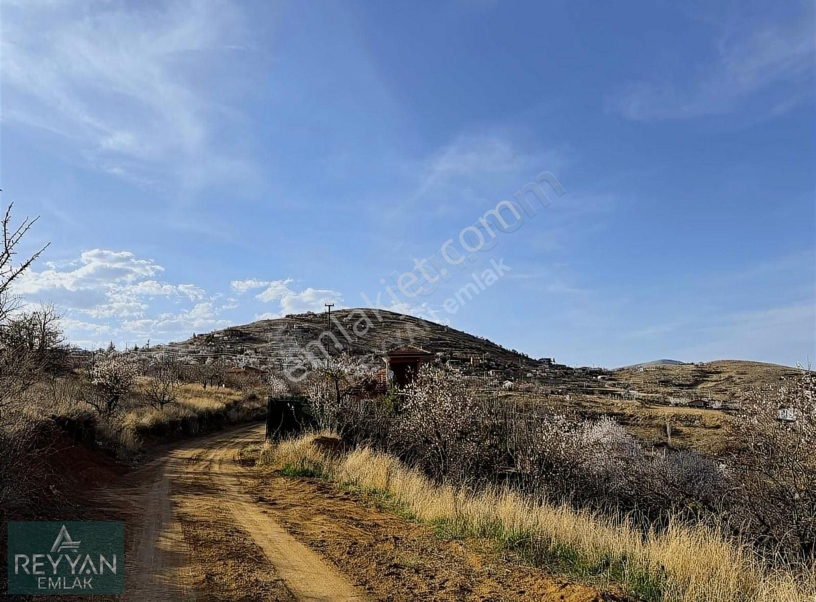 Sulutas'ta 5.777m² Müstakil Asfalt'a Cephe - Güzel Konum!! - Görsel 26