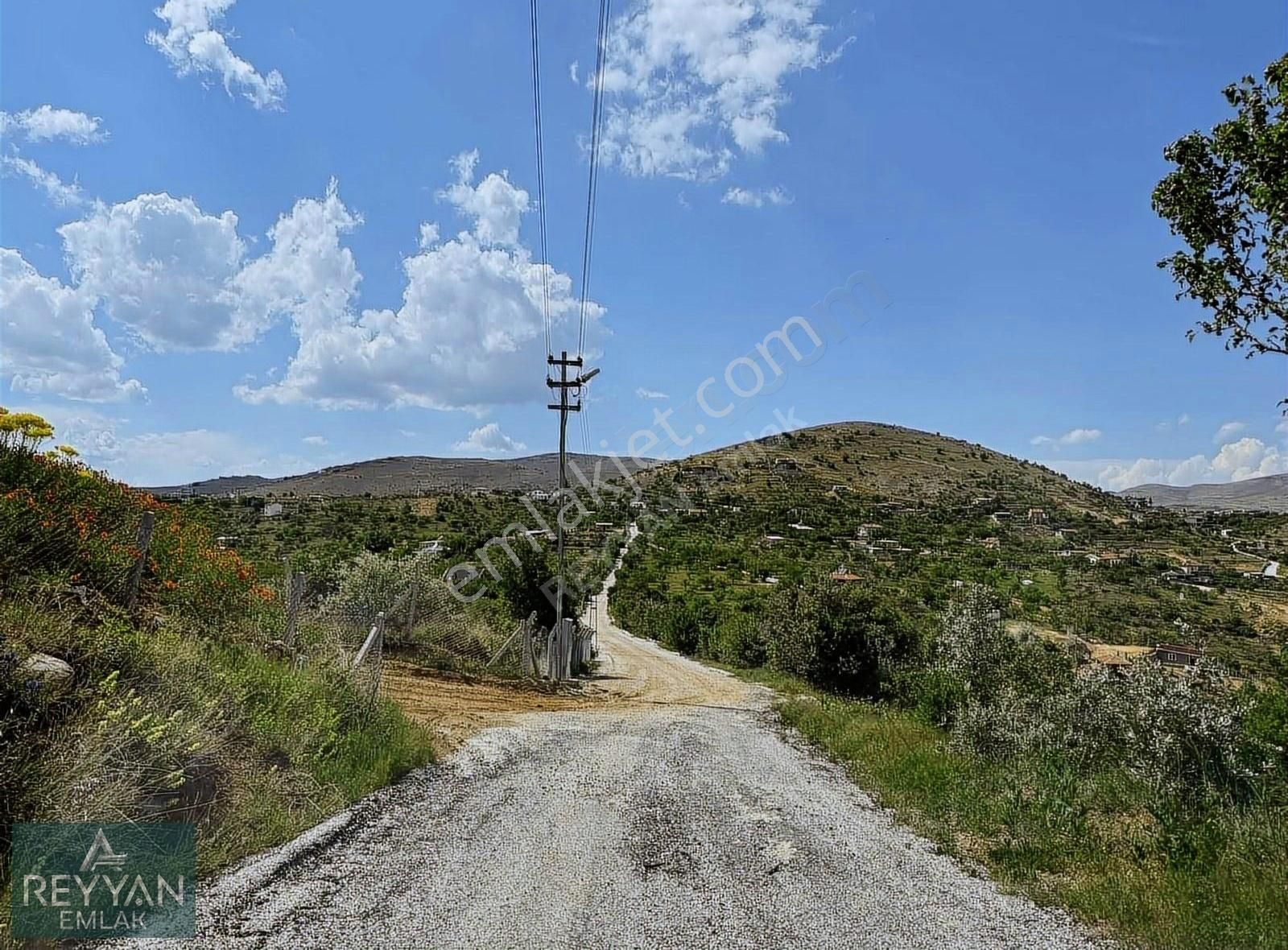 Sulutas'ta 5.777m² Müstakil Asfalt'a Cephe - Güzel Konum!! - Görsel 8