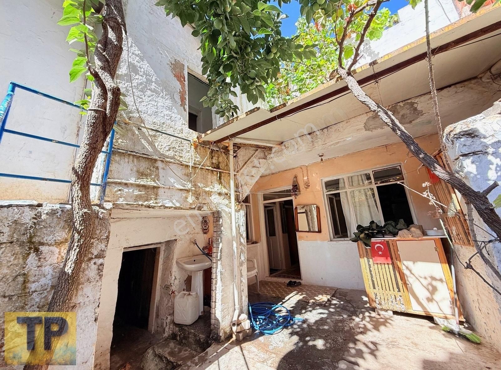 Süper Konumlu Satılık Müstakil Ev - Görsel 8