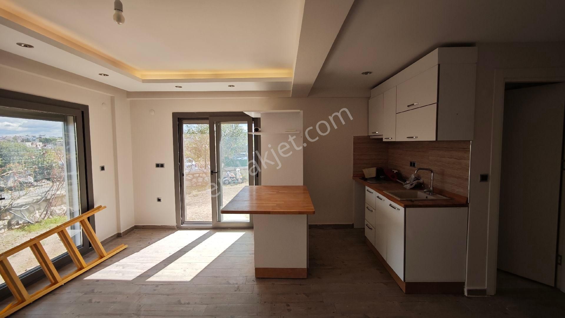 Urla Gülbahçe Mh Site İçersinde Kiralık 2+1 Eşyasız - Görsel 24