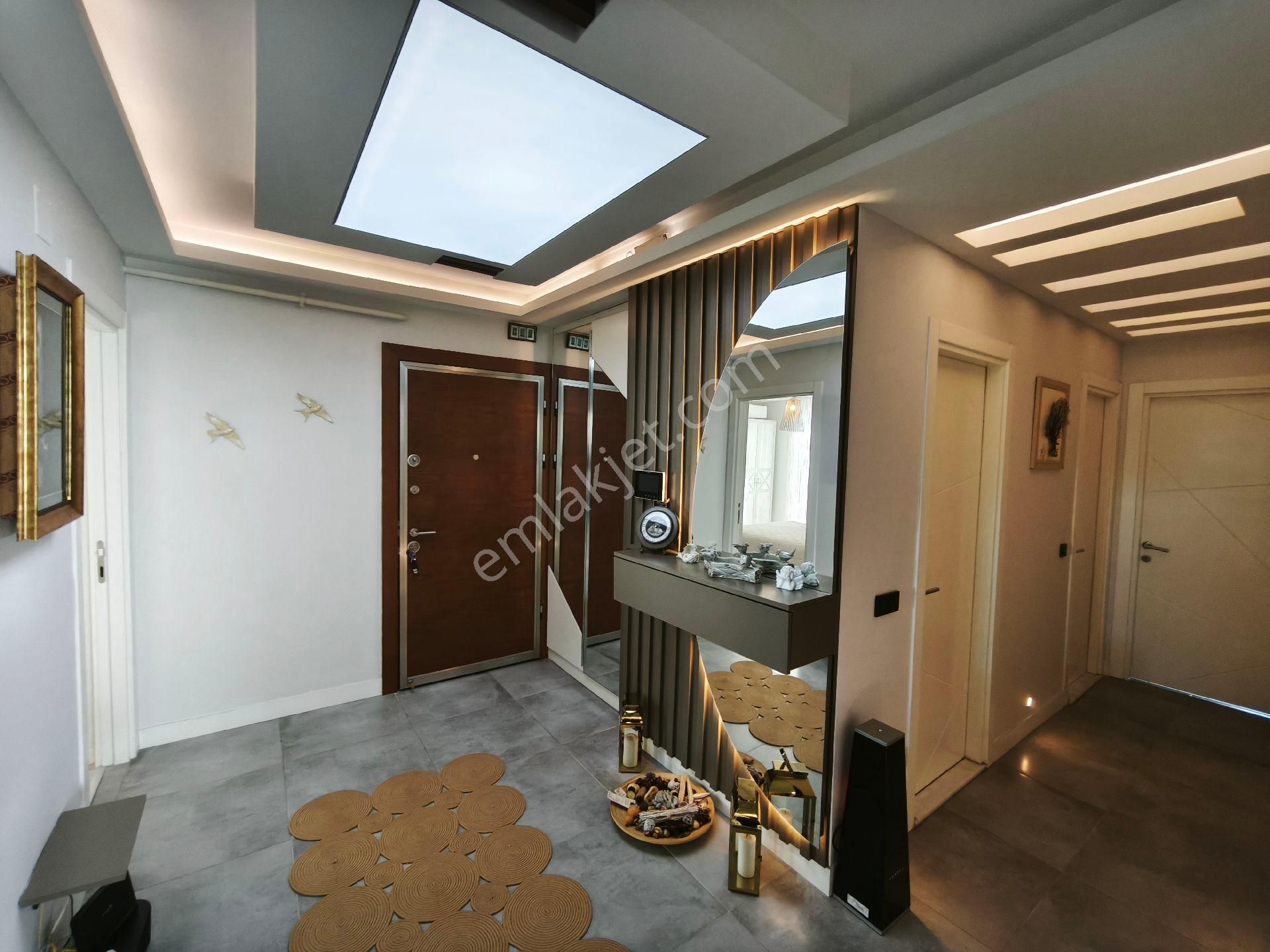 Esse Den Huzurevlerin De 3+1 Kapalı Mutfak Son Kat Sevenler İçin - Görsel 21