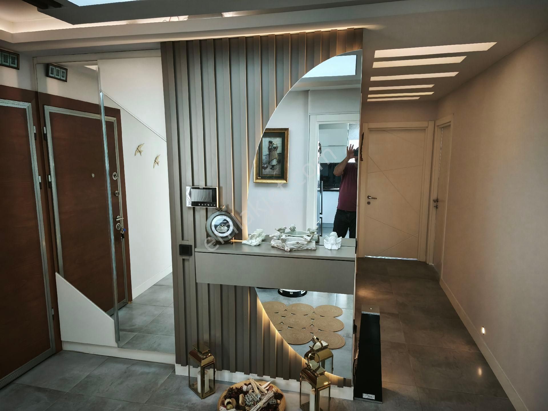 Esse Den Huzurevlerin De 3+1 Kapalı Mutfak Son Kat Sevenler İçin - Görsel 31