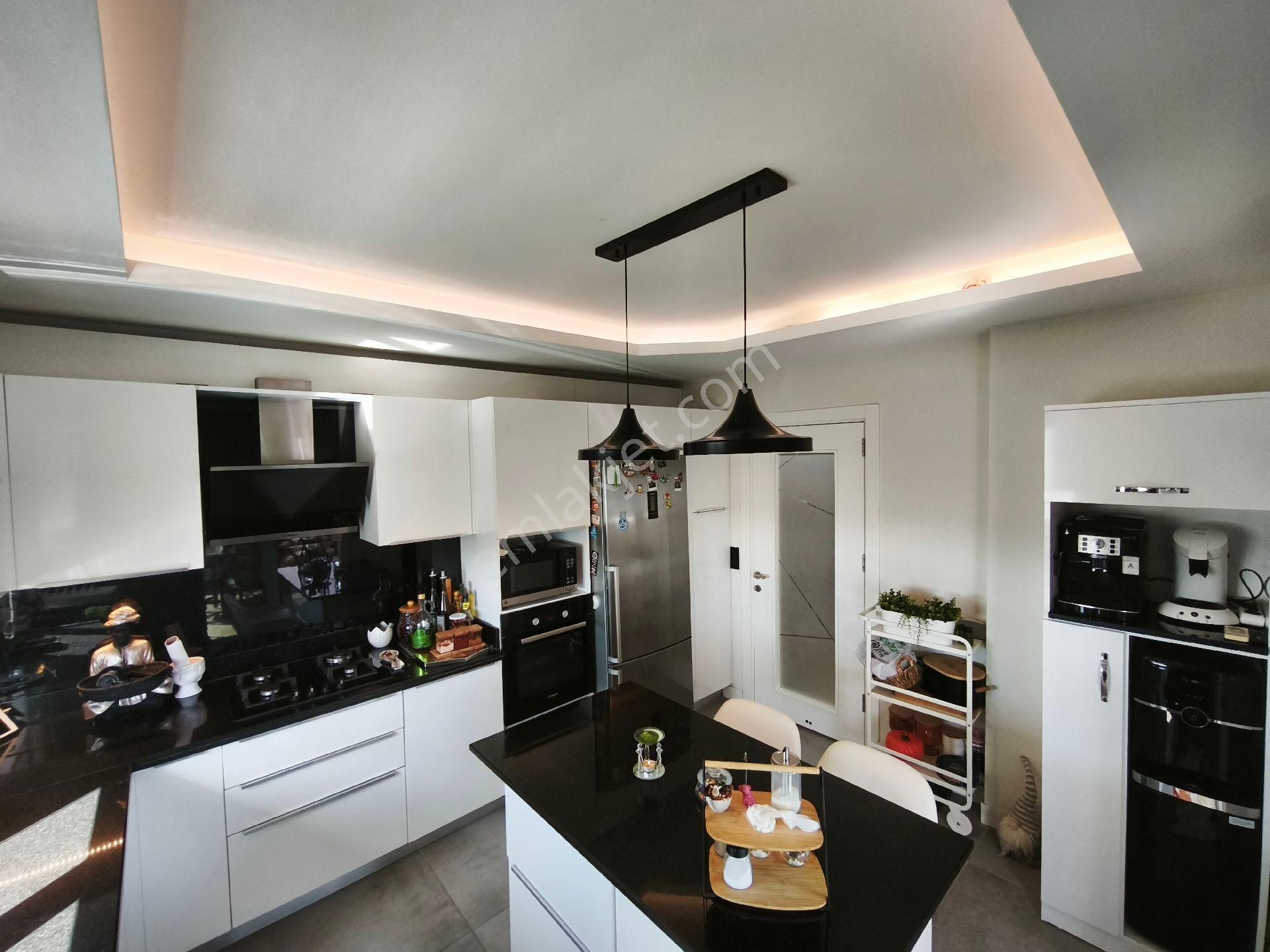 Esse Den Huzurevlerin De 3+1 Kapalı Mutfak Son Kat Sevenler İçin - Görsel 4