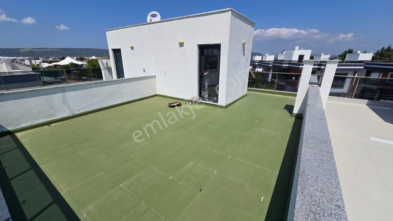 Kepez Sahil Liman Yolu Çamer Sitesinde Satılık 3+1 Villa - Görsel 27