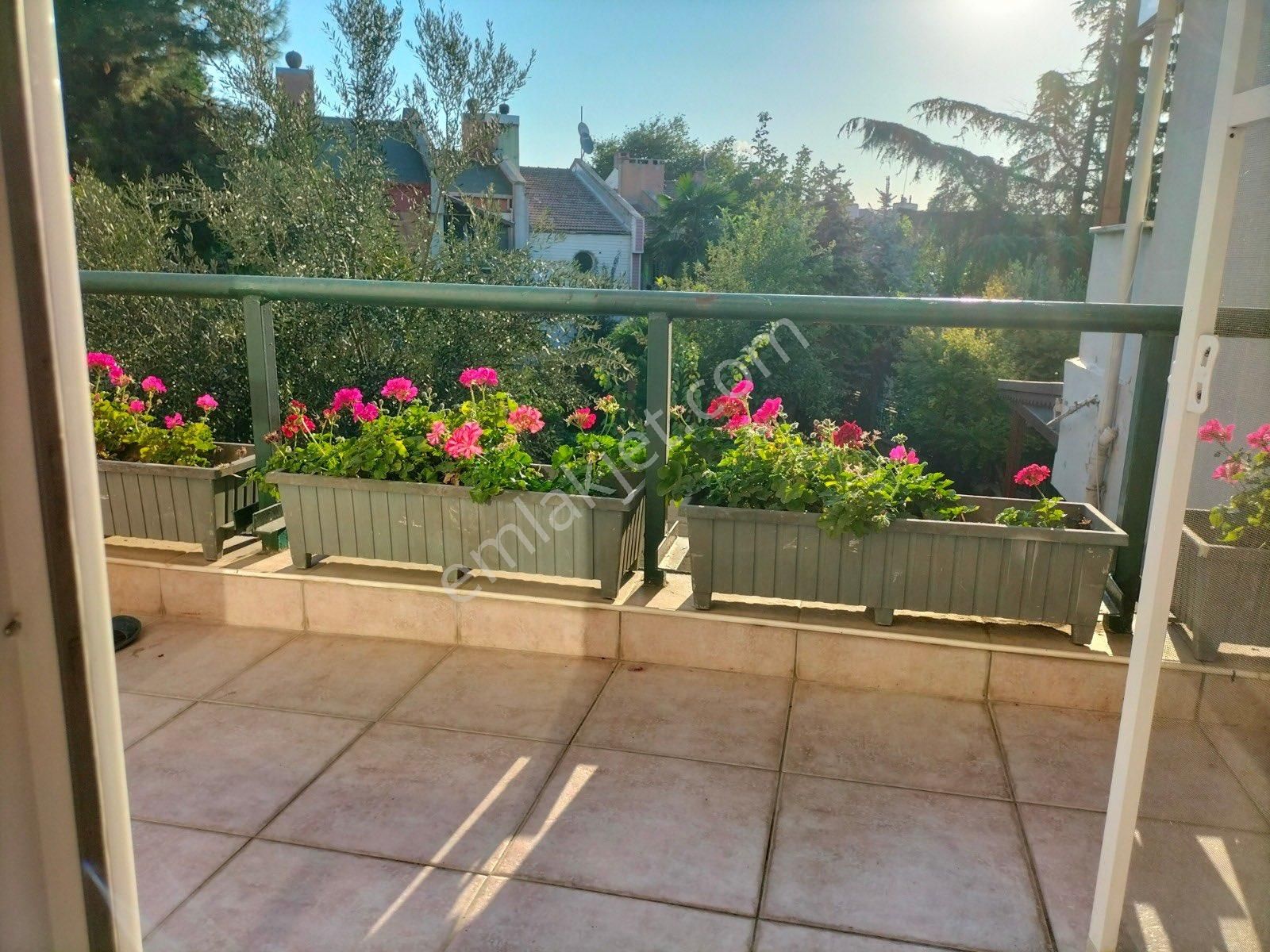 Mimaroba Daeski Çarmıklı Villalarında 250m2 Arsa İçerisinde 3 Katlı 4+1 Satılık Villa - Görsel 24