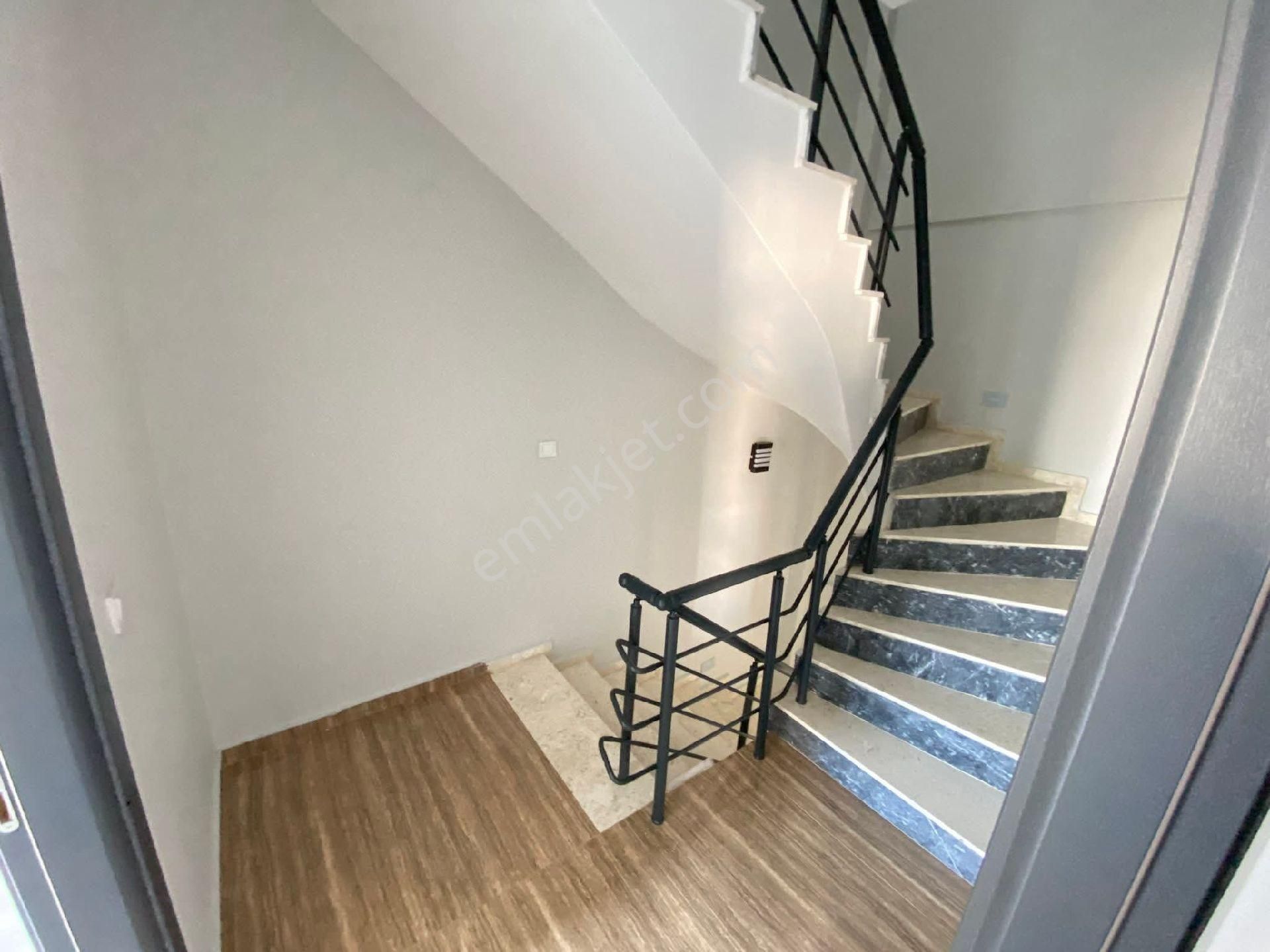 Gözütok Mimarlık Emlak 'tan Denize Yürüme Mesafesinde Sıfır Villa - Görsel 13