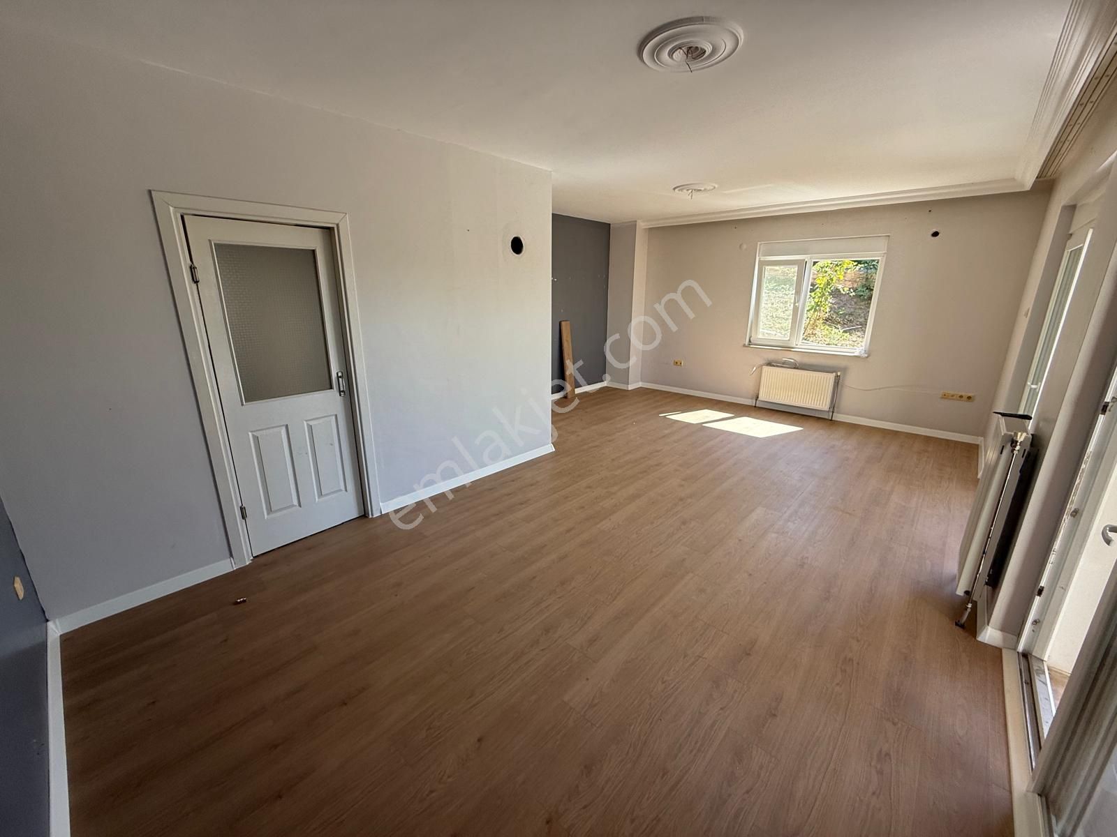 Emek Emlak'tan İlimtepe Atakent Sit.de Kiralık 3+1 Villa - Görsel 10