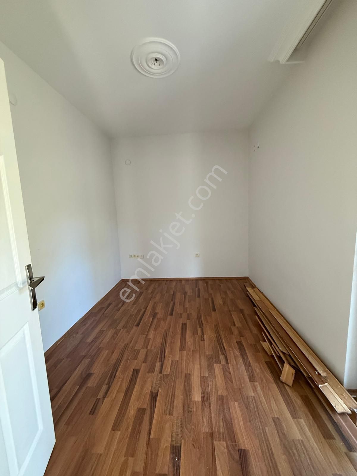 Emek Emlak'tan İlimtepe Atakent Sit.de Kiralık 3+1 Villa - Görsel 21