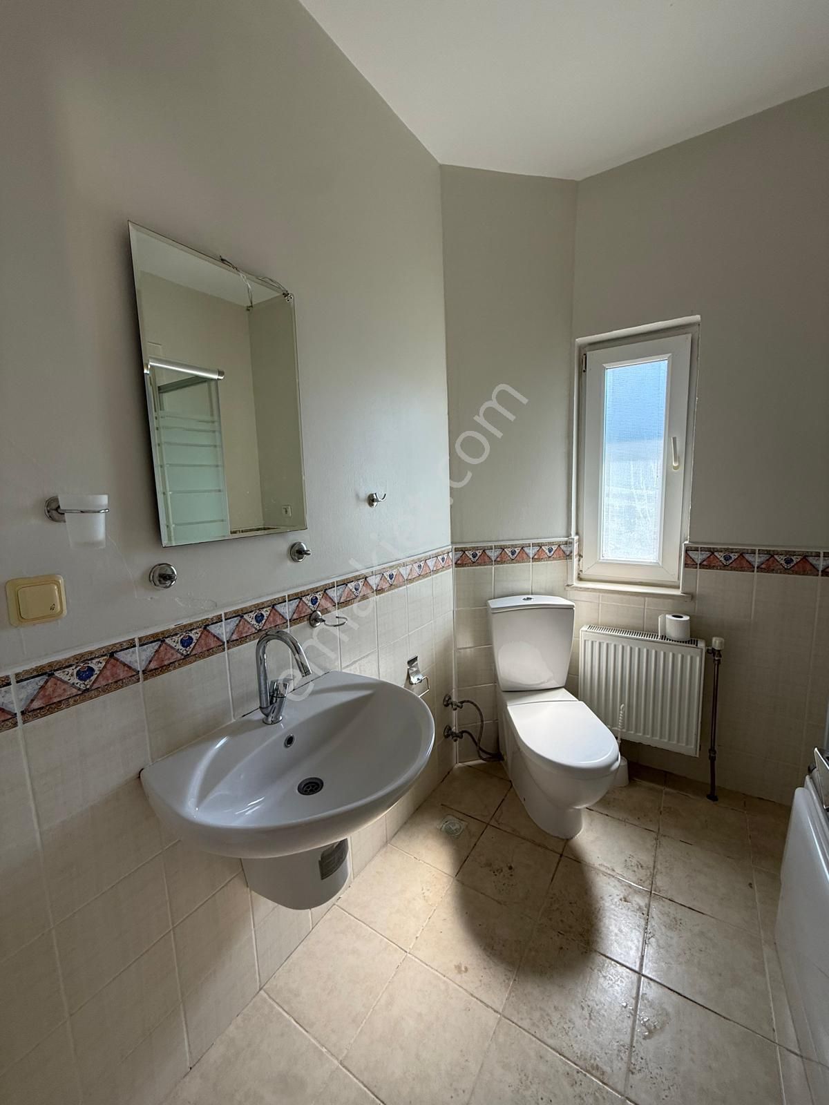 Emek Emlak'tan İlimtepe Atakent Sit.de Kiralık 3+1 Villa - Görsel 31