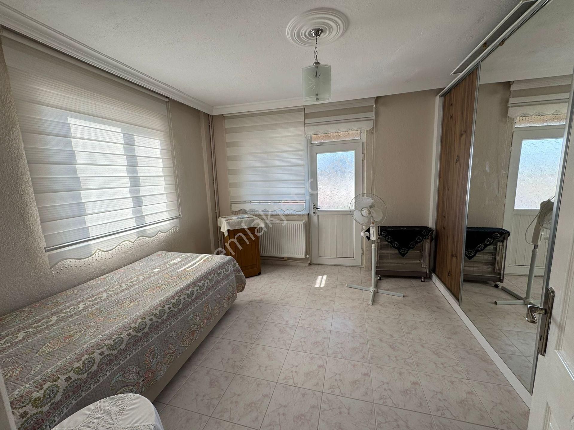 Dikili Turpa Arxes Gayrimenkul Den Satılık Tripleks Villa