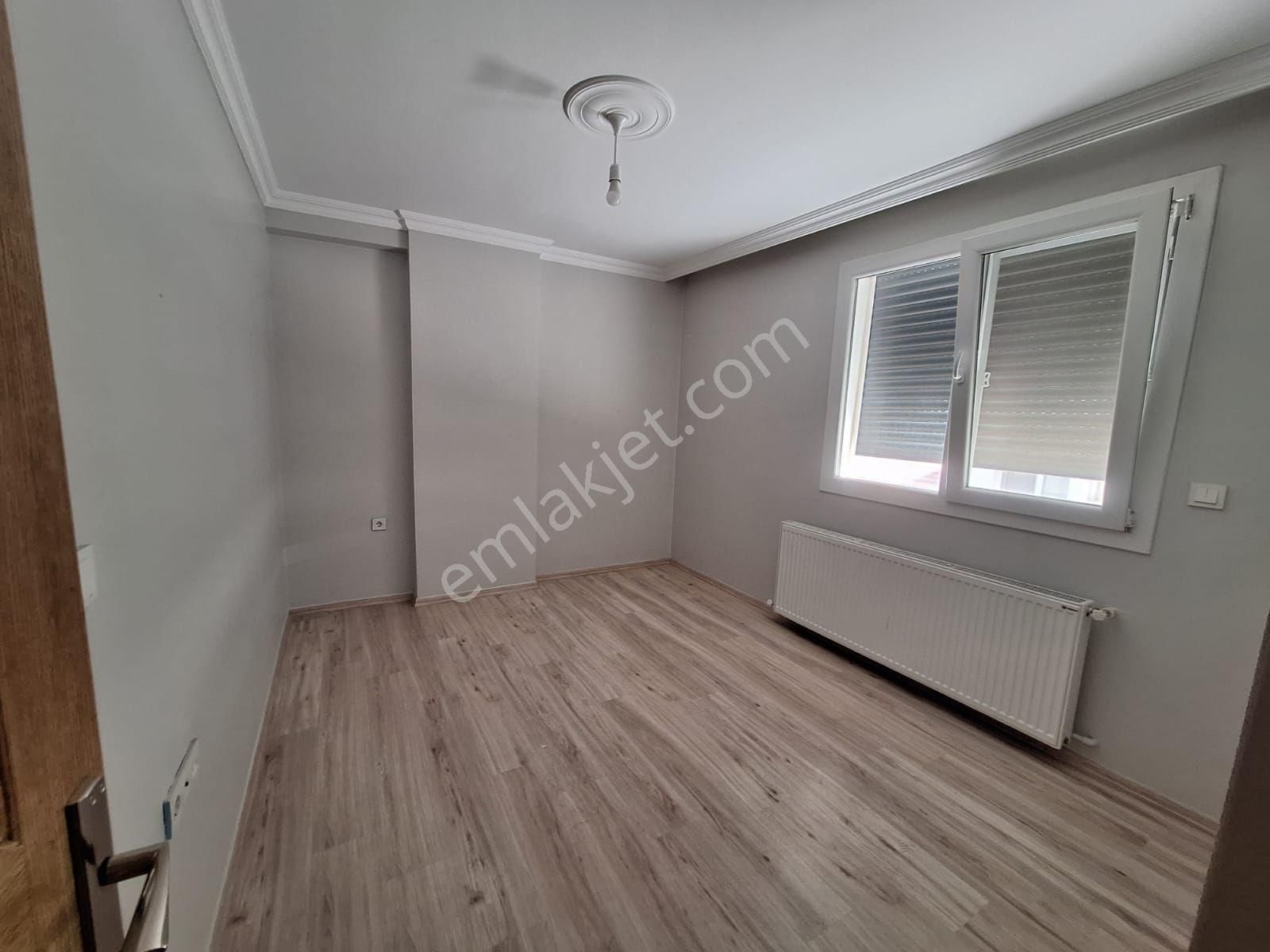Dikili Güven Emlak'tan Satılık Full Deniz Manzaralı 3+1 Ayrı Mutfaklı 120 M2 4. Kat Daire - Görsel 10