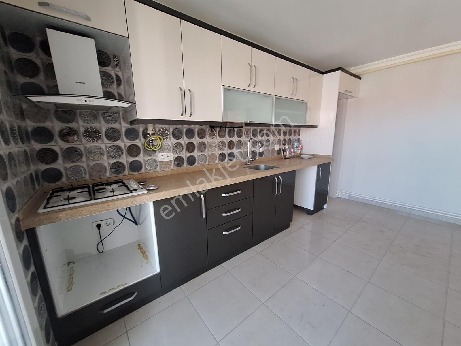 Dikili Güven Emlak'tan Satılık Full Deniz Manzaralı 3+1 Ayrı Mutfaklı 120 M2 4. Kat Daire - Görsel 16