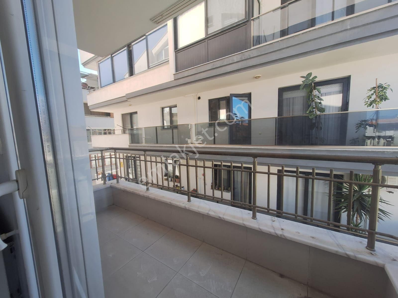 Dikili Güven Emlak'tan Satılık Full Deniz Manzaralı 3+1 Ayrı Mutfaklı 120 M2 4. Kat Daire - Görsel 26