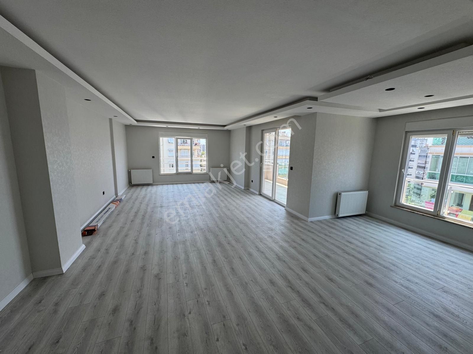 Konyaaltı Mollayusuf Mah. 4+1 Masrafsız Dubleks Daire