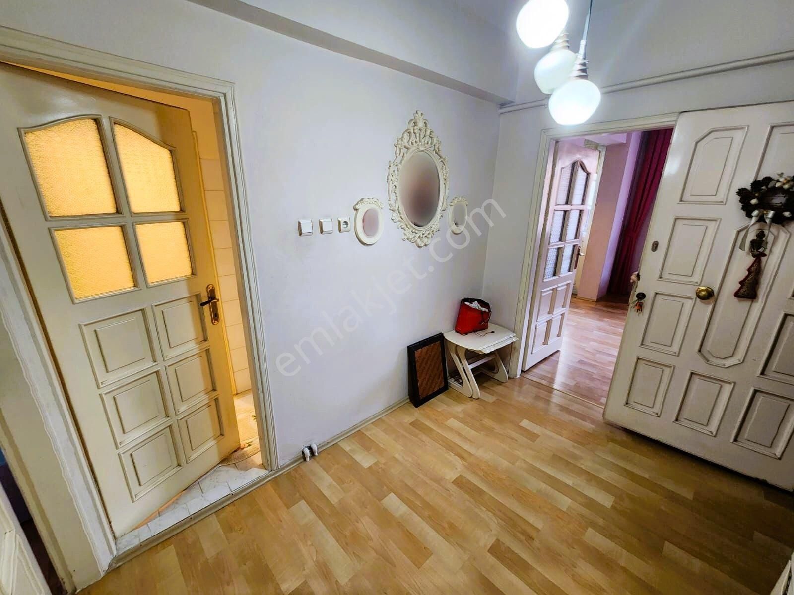 Gemlik K.pazar Civarı Kat Mülkiyetli Masrafsız 2+1 Daire - Görsel 2