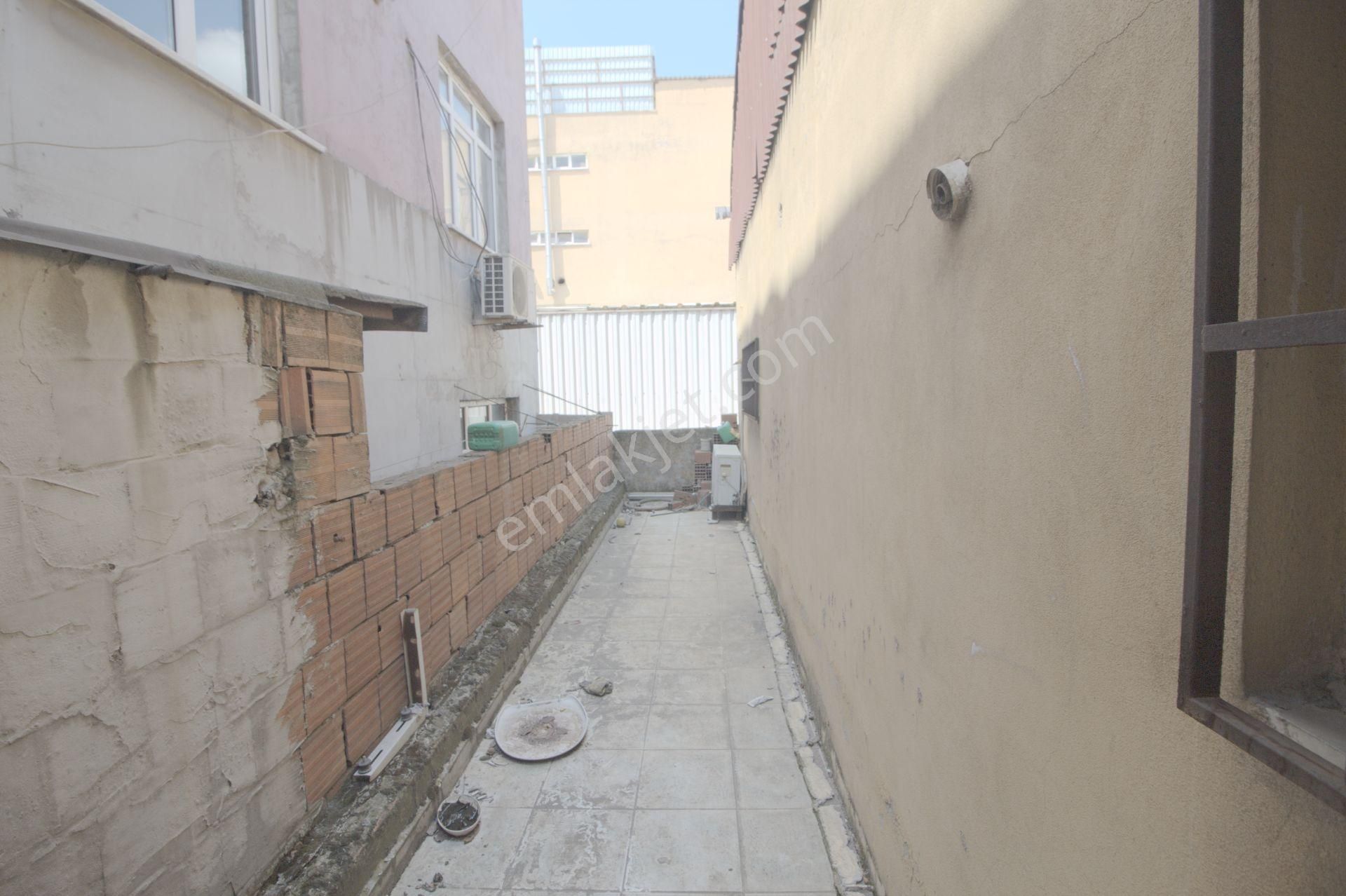 Pendik Güllübağlar Erkuş Civarı Satılık İşleyen İmalathane - Görsel 19