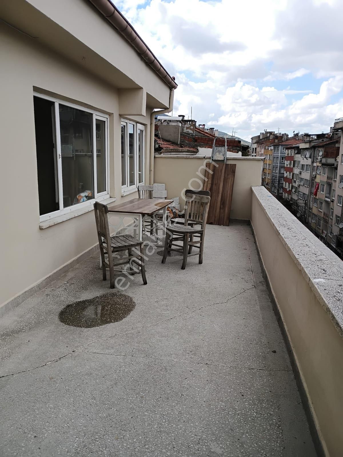 İncirli Caddesinde Geniş Teraslı 2+1 Daire - Görsel 22