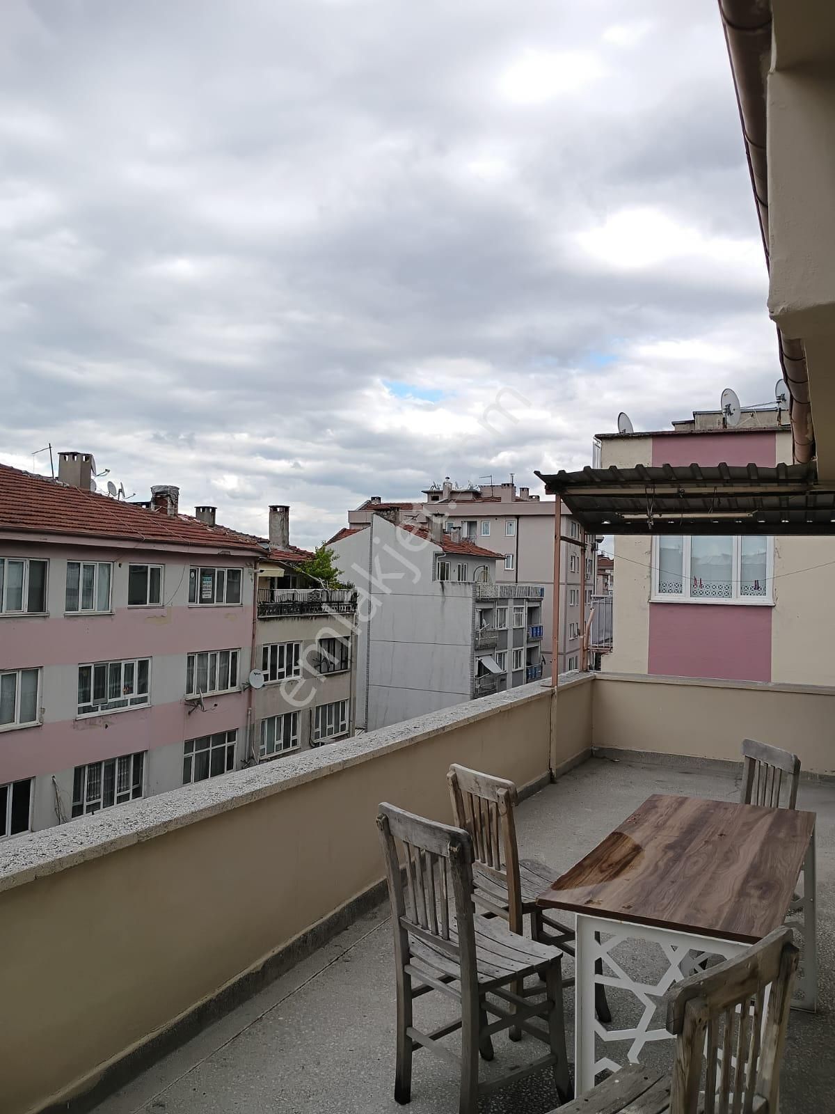 İncirli Caddesinde Geniş Teraslı 2+1 Daire - Görsel 20