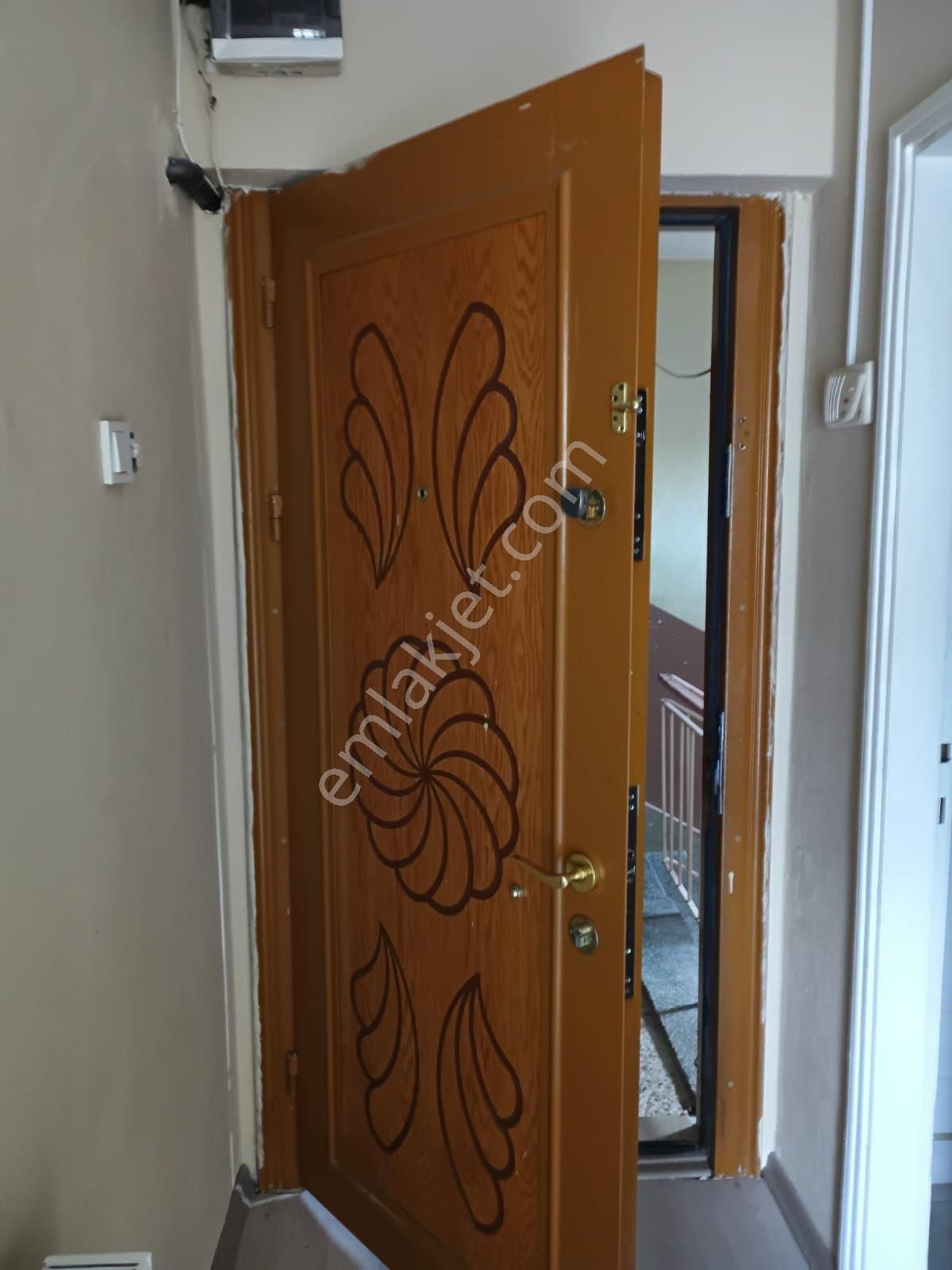 İncirli Caddesinde Geniş Teraslı 2+1 Daire - Görsel 6