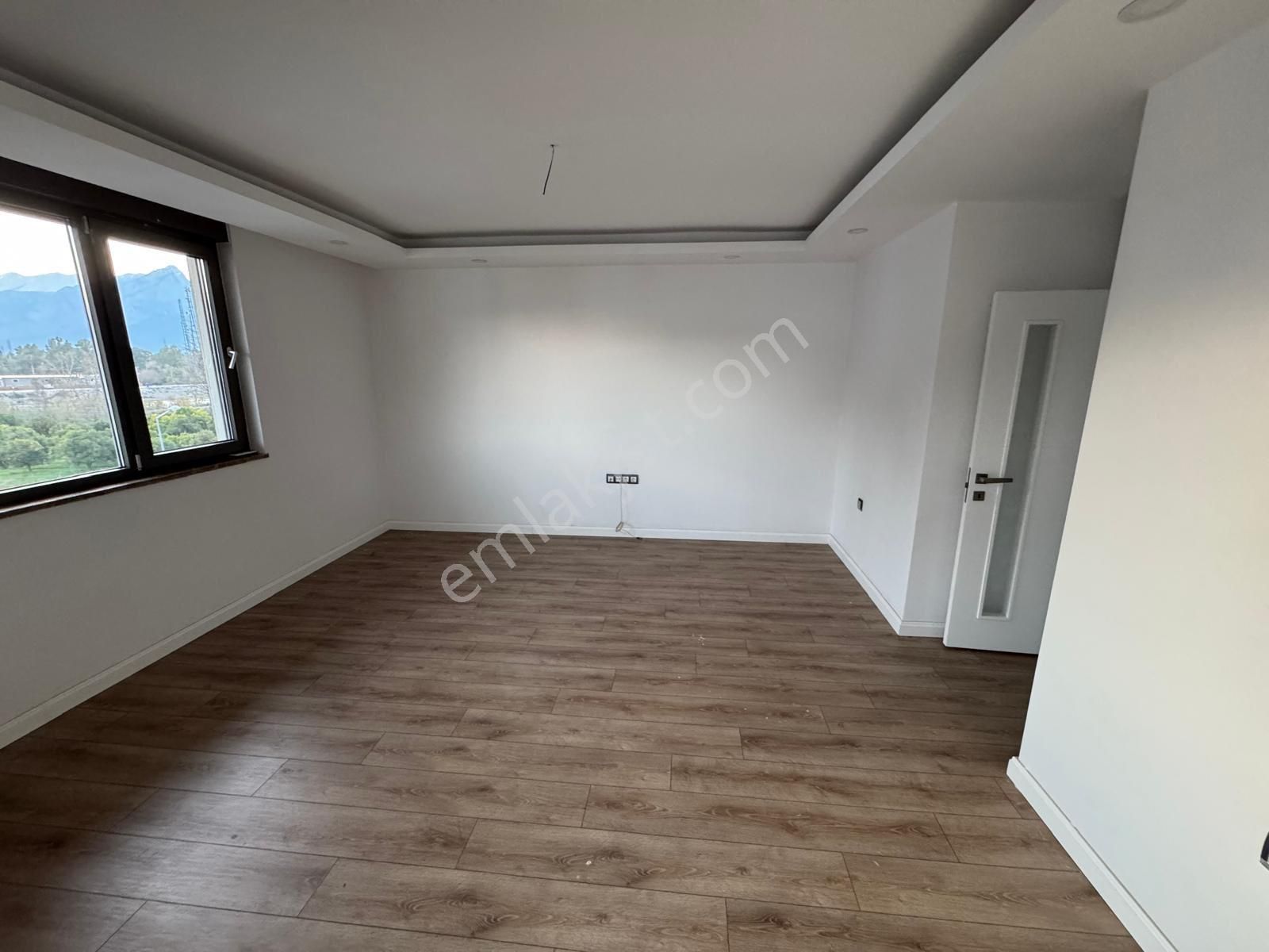 Konyaaltı Uncalı Mah.4+1 Lüks Dubleks Daire - Görsel 5