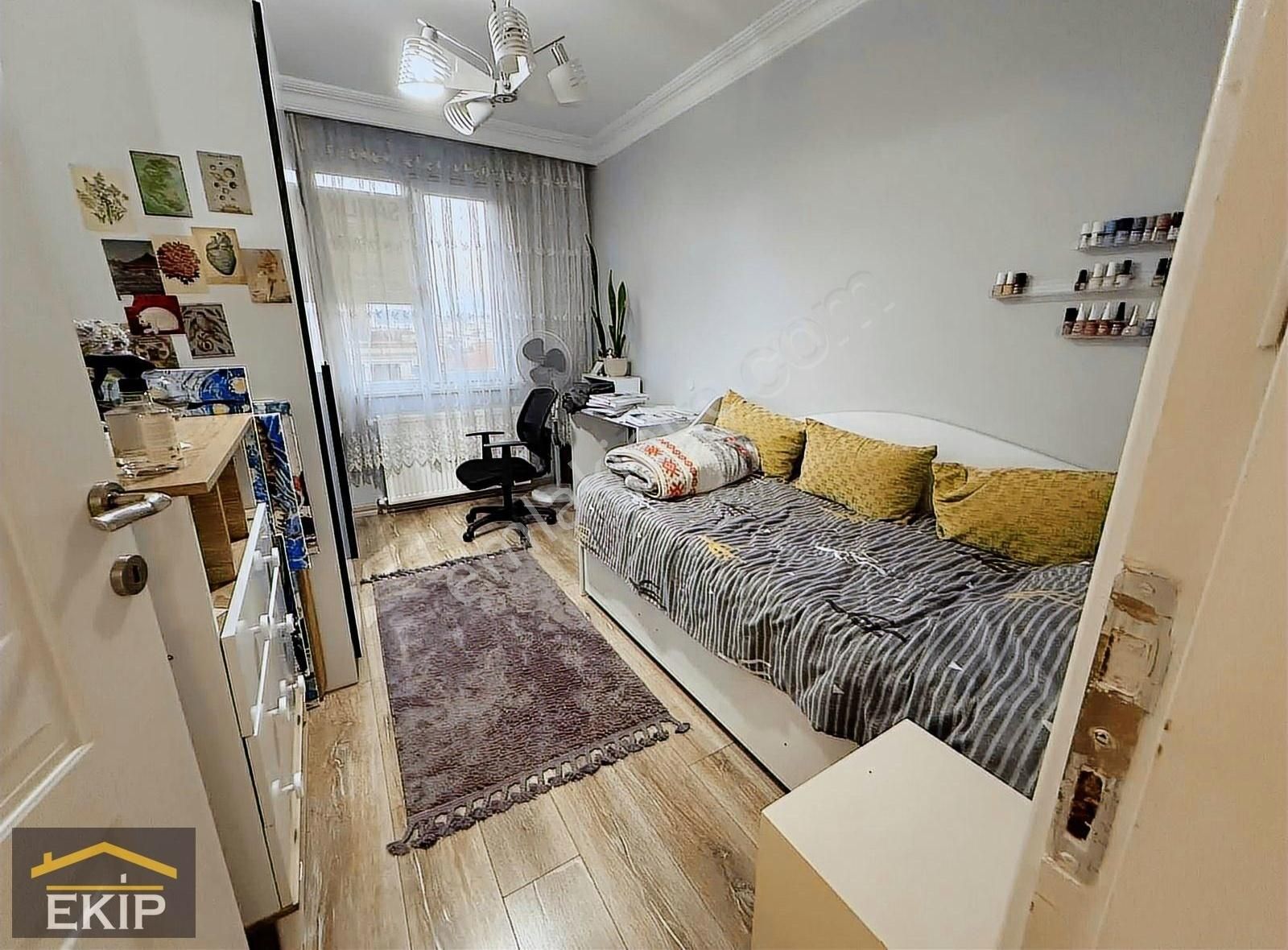 Ekip Gayrimenkul'den Mehmet Aktif Mahallesinde 135 M2arakat 3+1 - Görsel 13