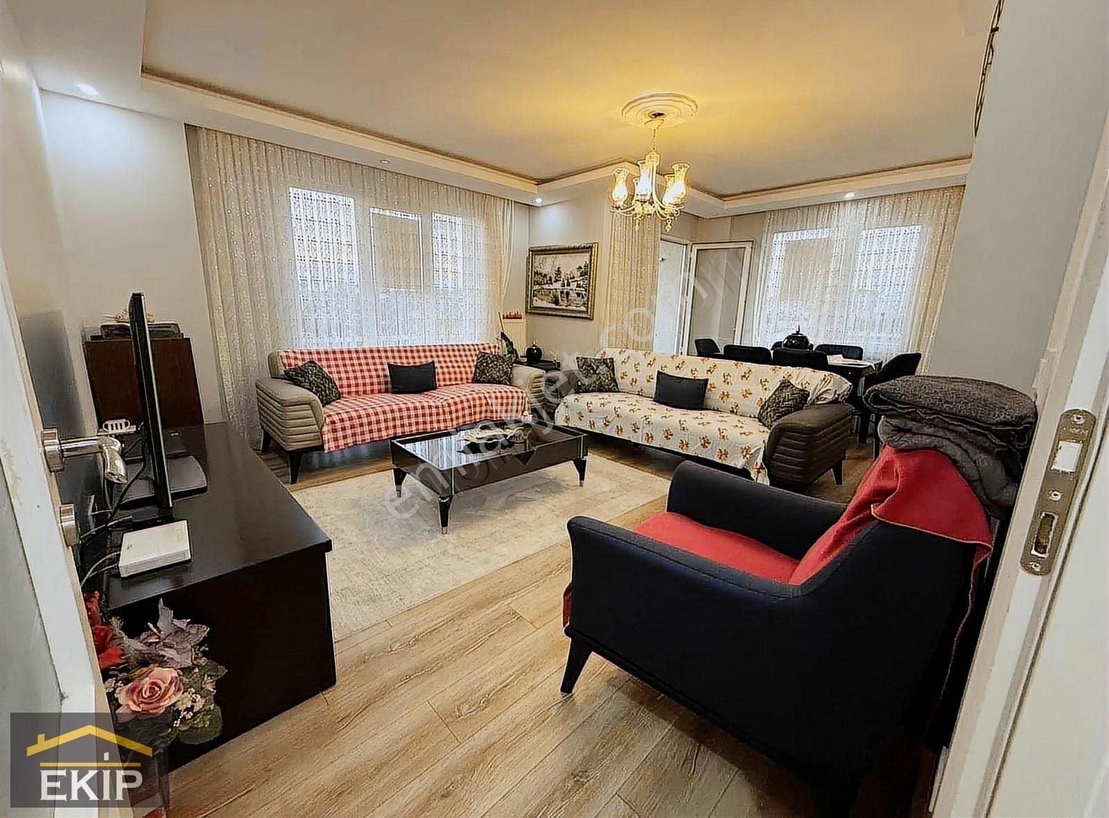 Ekip Gayrimenkul'den Mehmet Aktif Mahallesinde 135 M2arakat 3+1 - Görsel 14