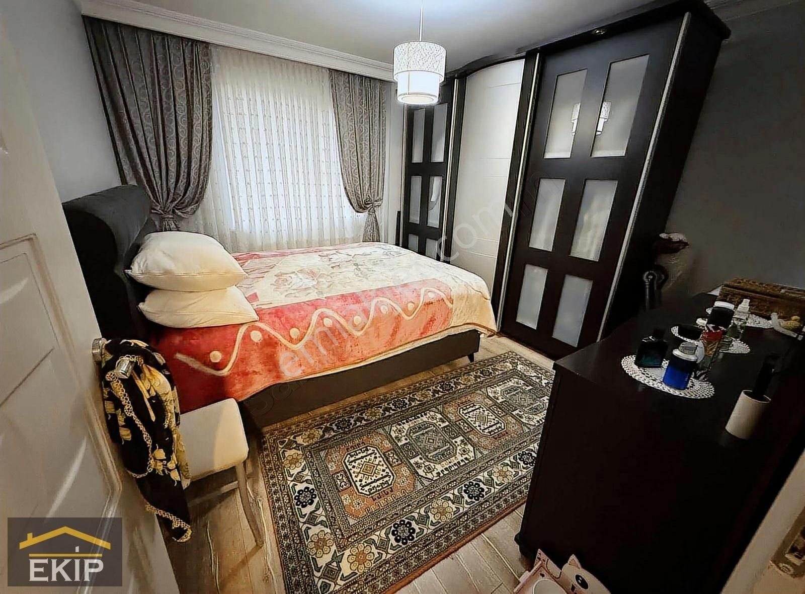 Ekip Gayrimenkul'den Mehmet Aktif Mahallesinde 135 M2arakat 3+1 - Görsel 8