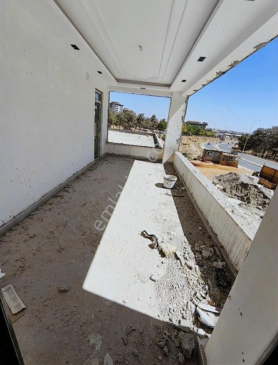 Seyran Emlak'tan Merkezi Konumda Fırsat 3.5+1 Daire - Görsel 19