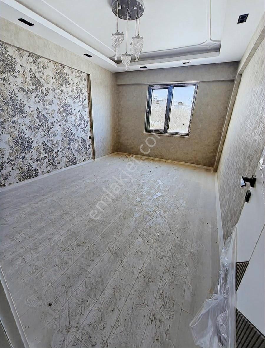 Seyran Emlak'tan Merkezi Konumda Fırsat 3.5+1 Daire - Görsel 4