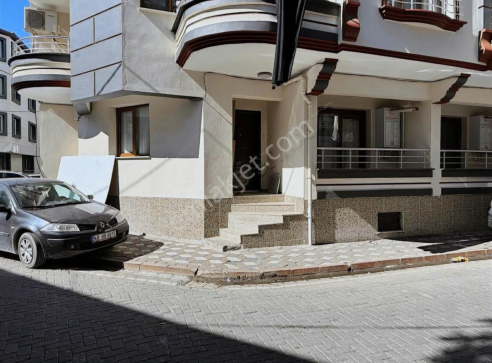 Dostlardan Hürriyet De Eşyalı Satılık Daire - Görsel 13