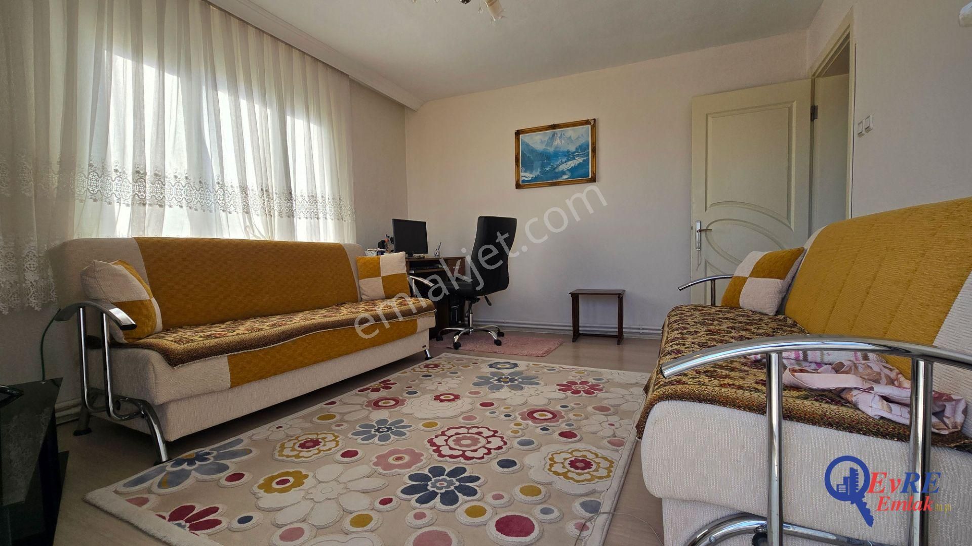 Evre Emlaktan İki Daire 6+2 Komple Satılık Müstakil Bina 444 M2 - Görsel 18