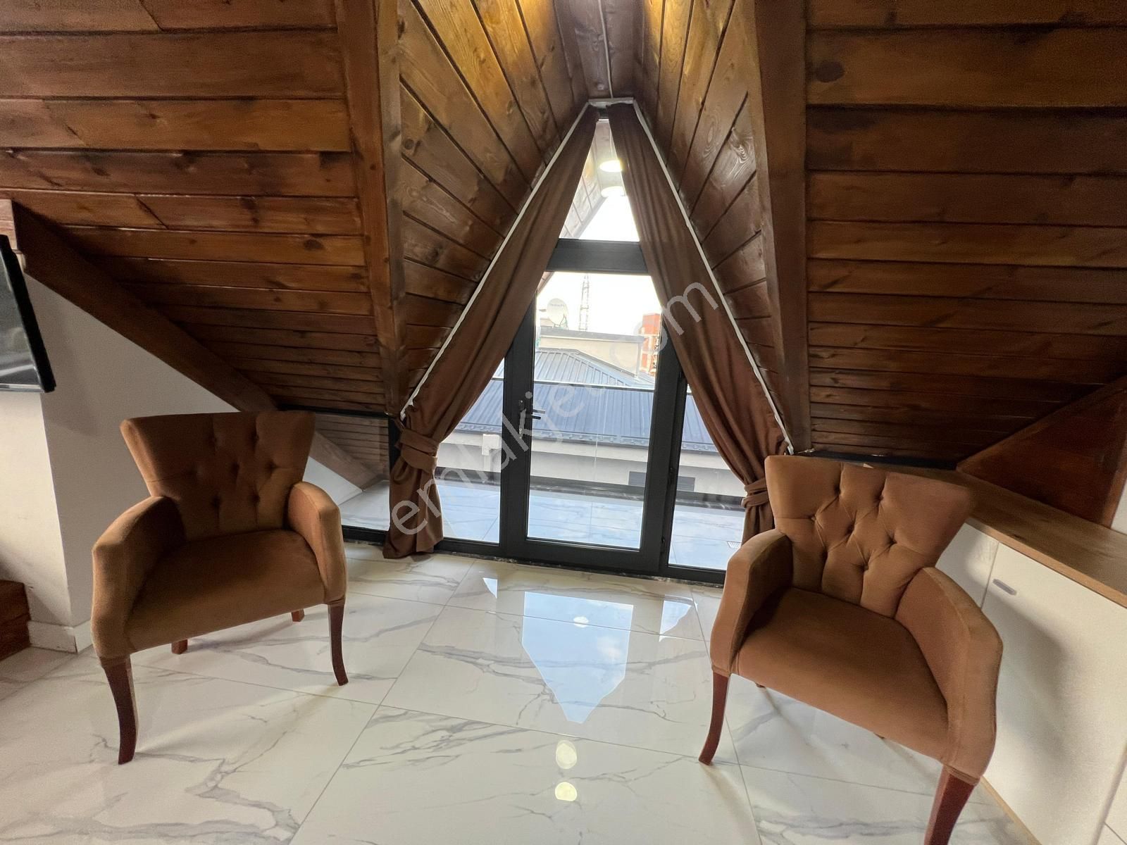 Trabzon'da Kiralık Havuzlu Villa (1 Haziran Çıkışlı) - Görsel 11