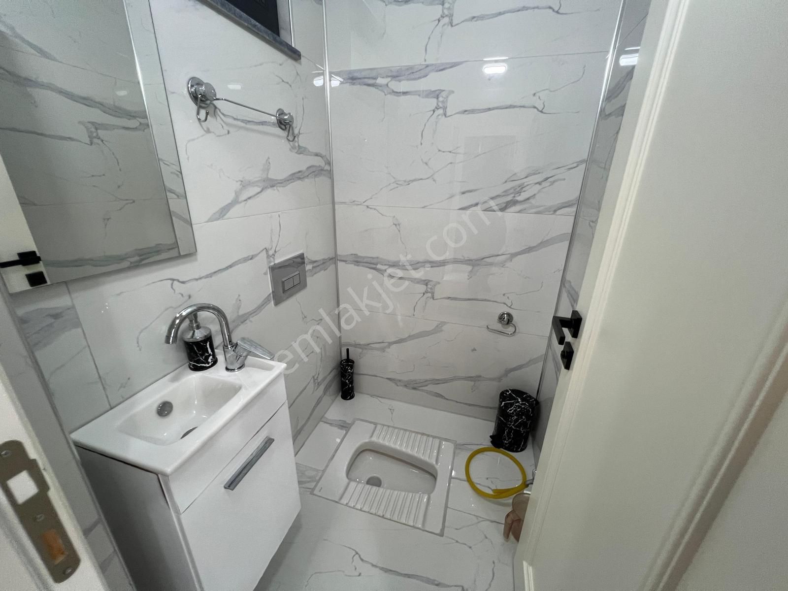 Trabzon'da Kiralık Havuzlu Villa (1 Haziran Çıkışlı) - Görsel 25