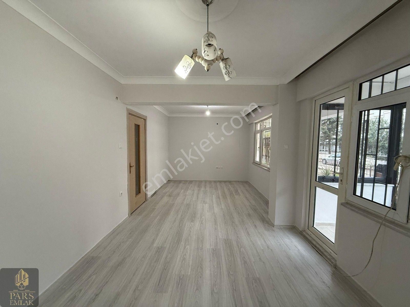 Parstan Sarıkızda Denize Ve Çarşıya Yakın Müstakil Konforunda 2+1 - Görsel 34