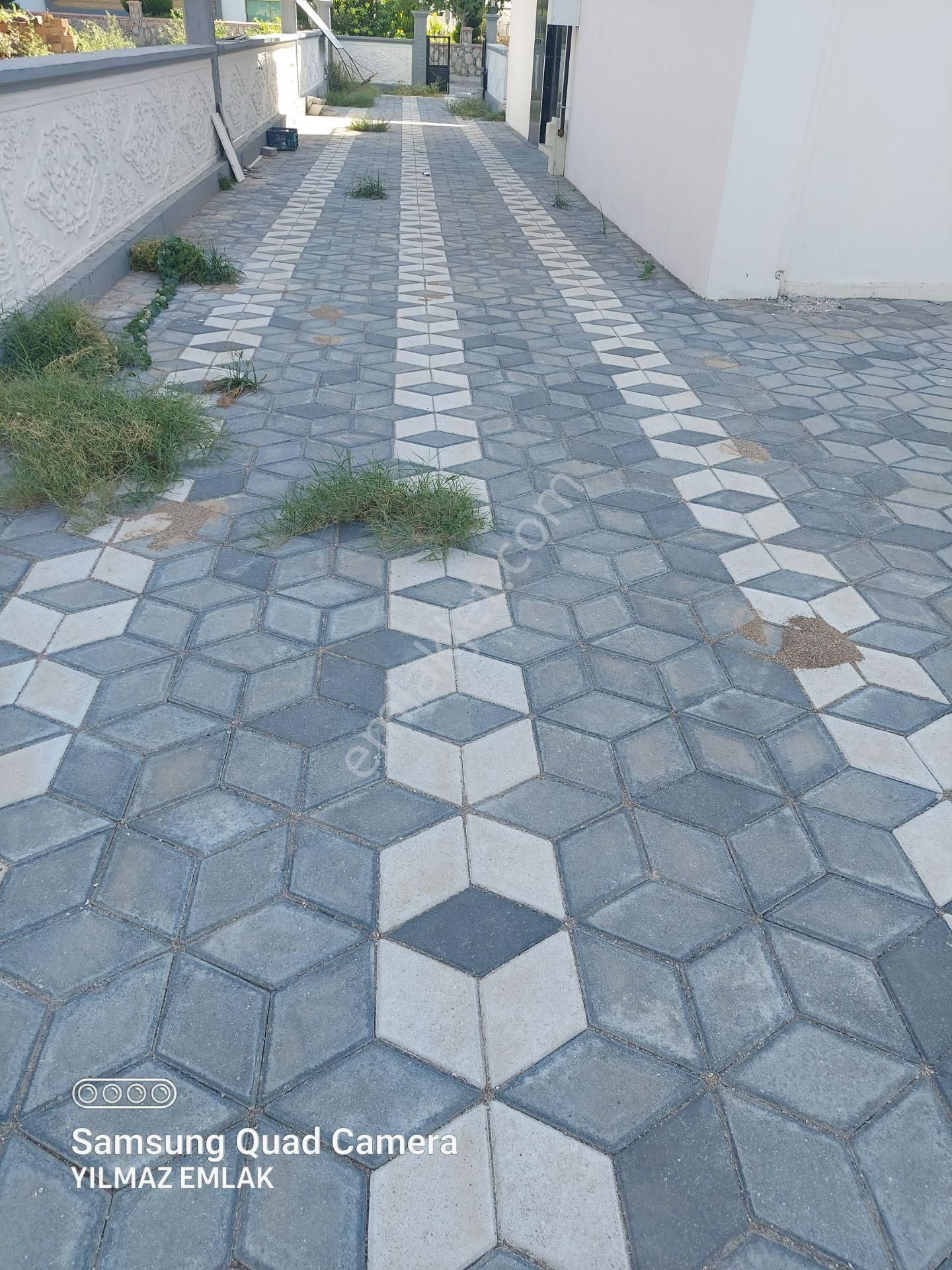 Yeşil Mahallede Satılık Lüx İşçilikli Daireler - Görsel 31