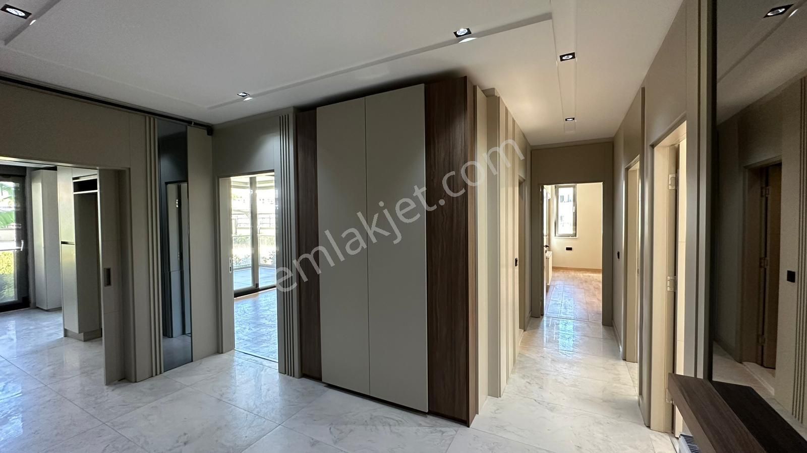 Yasinkuzu'dan Cattavilla City'de Kiralık 4+1 Lüx Bahçekat Daire