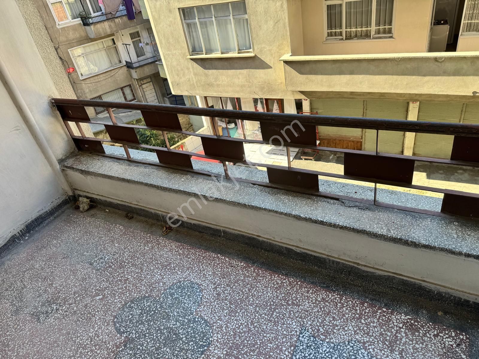 Trabzon Meydana Yakın 3+1 Kiralık Sobalı Daire - Görsel 19