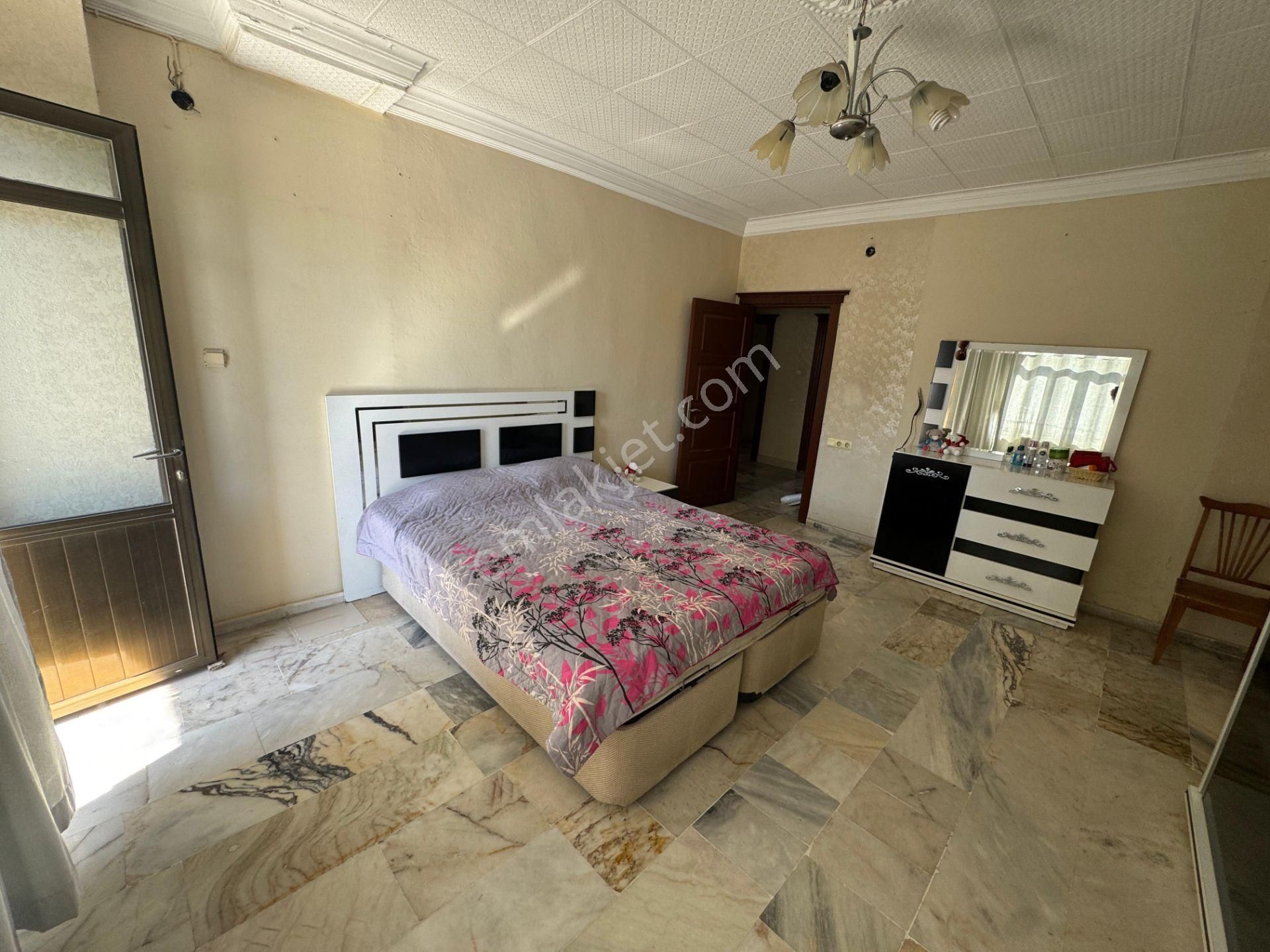 Yiğithan Gayrimenkul Dan Toros Üni. Civarı Satılık 3+1 Daire - Görsel 21