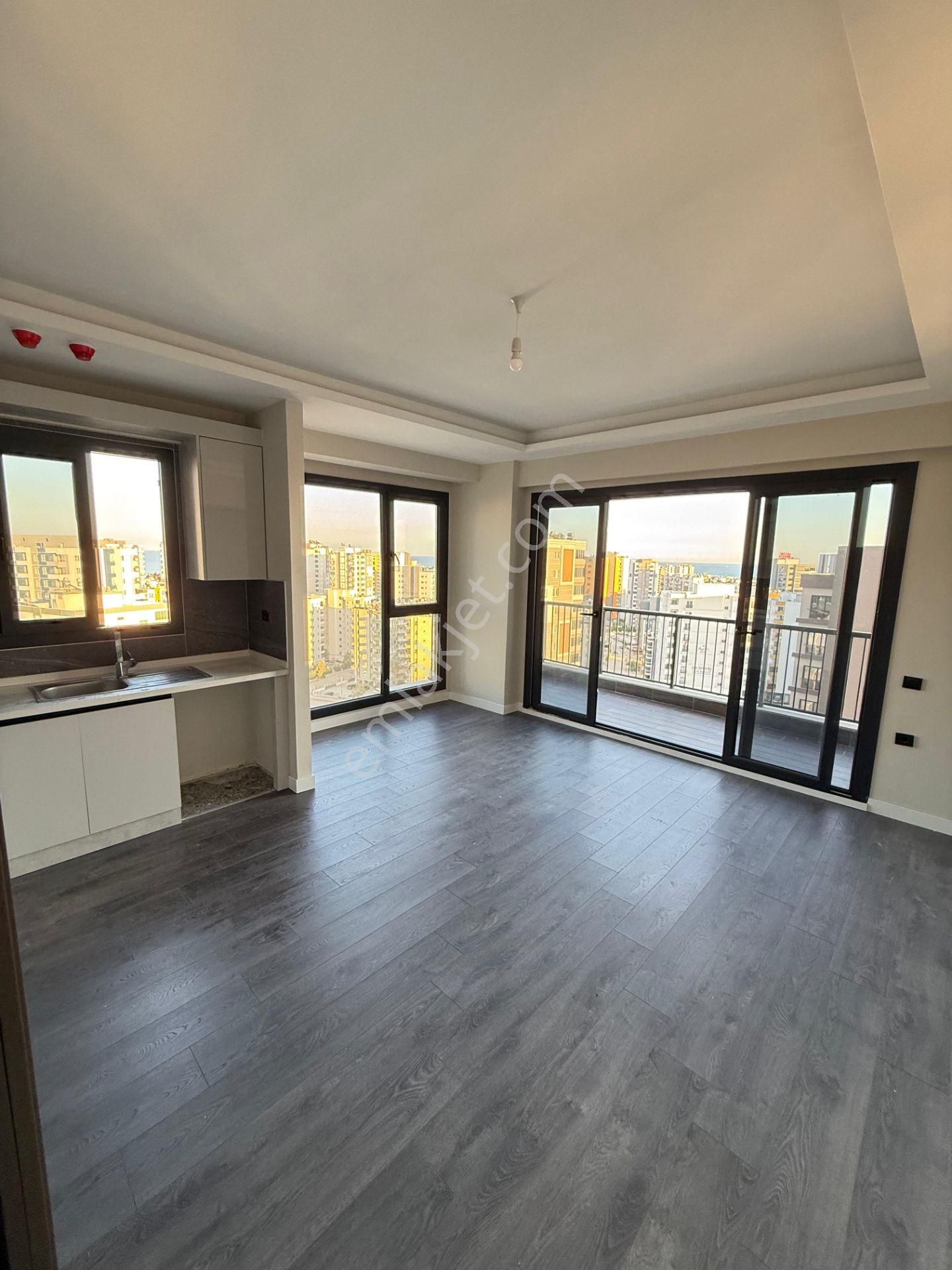 Tece Deniz Mah. De Havuzlu Çift Cepheli Geniş 1+1 Kiralık Daire - Görsel 3