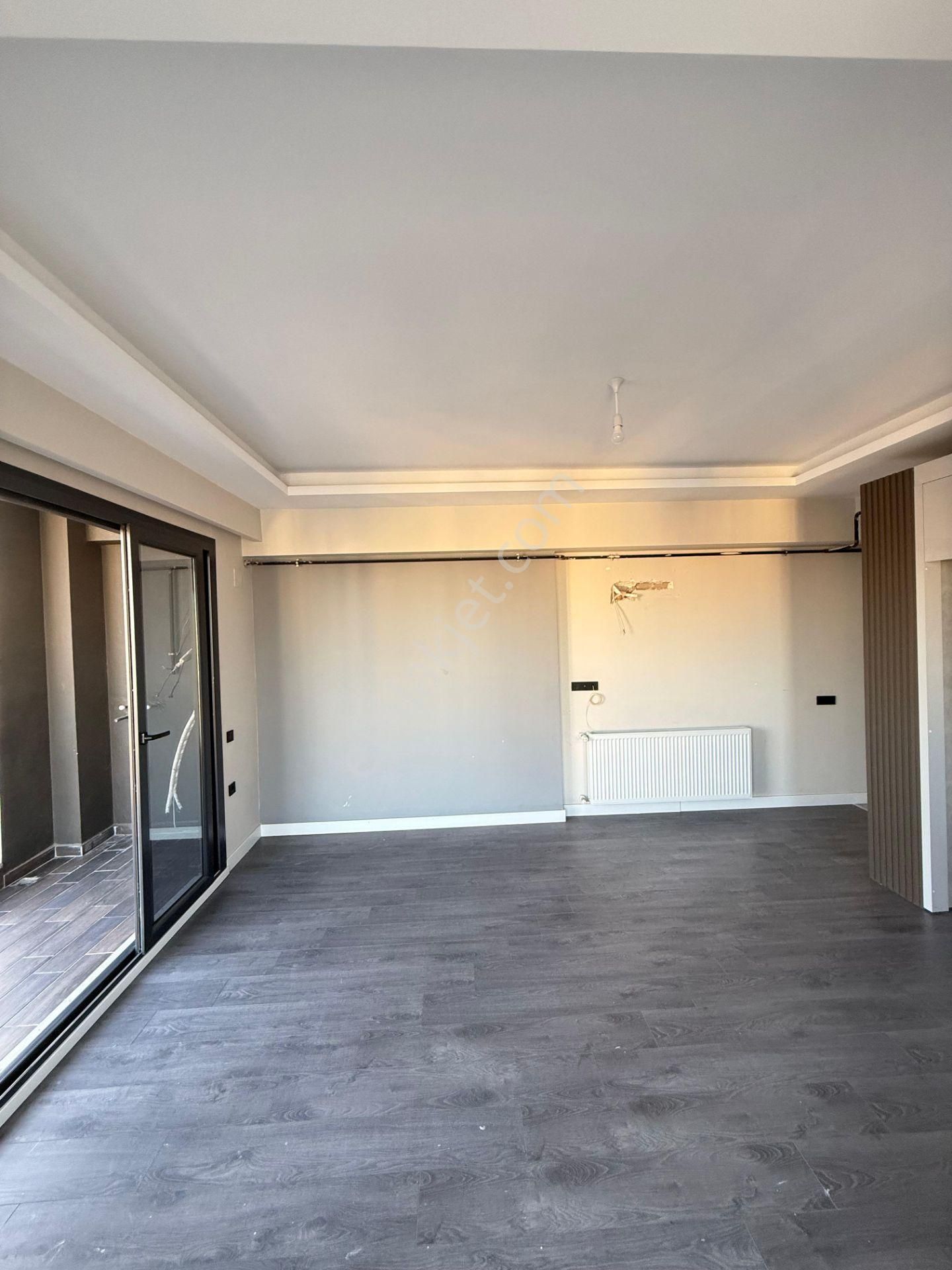 Tece Deniz Mah. De Havuzlu Çift Cepheli Geniş 1+1 Kiralık Daire - Görsel 8