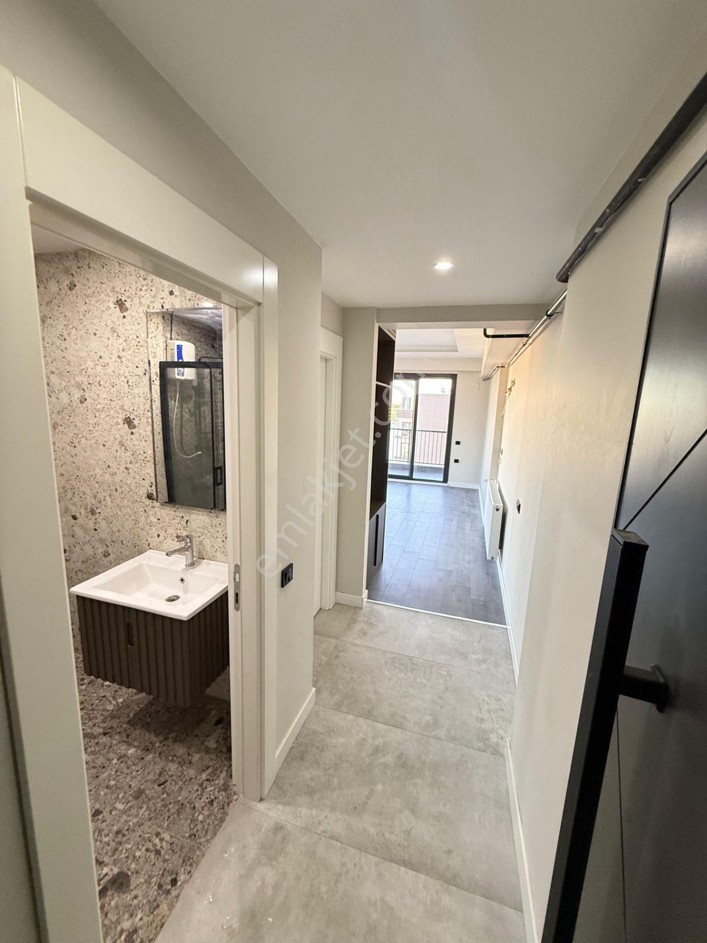 Tece Deniz Mah. De Havuzlu Çift Cepheli Geniş 1+1 Kiralık Daire - Görsel 10