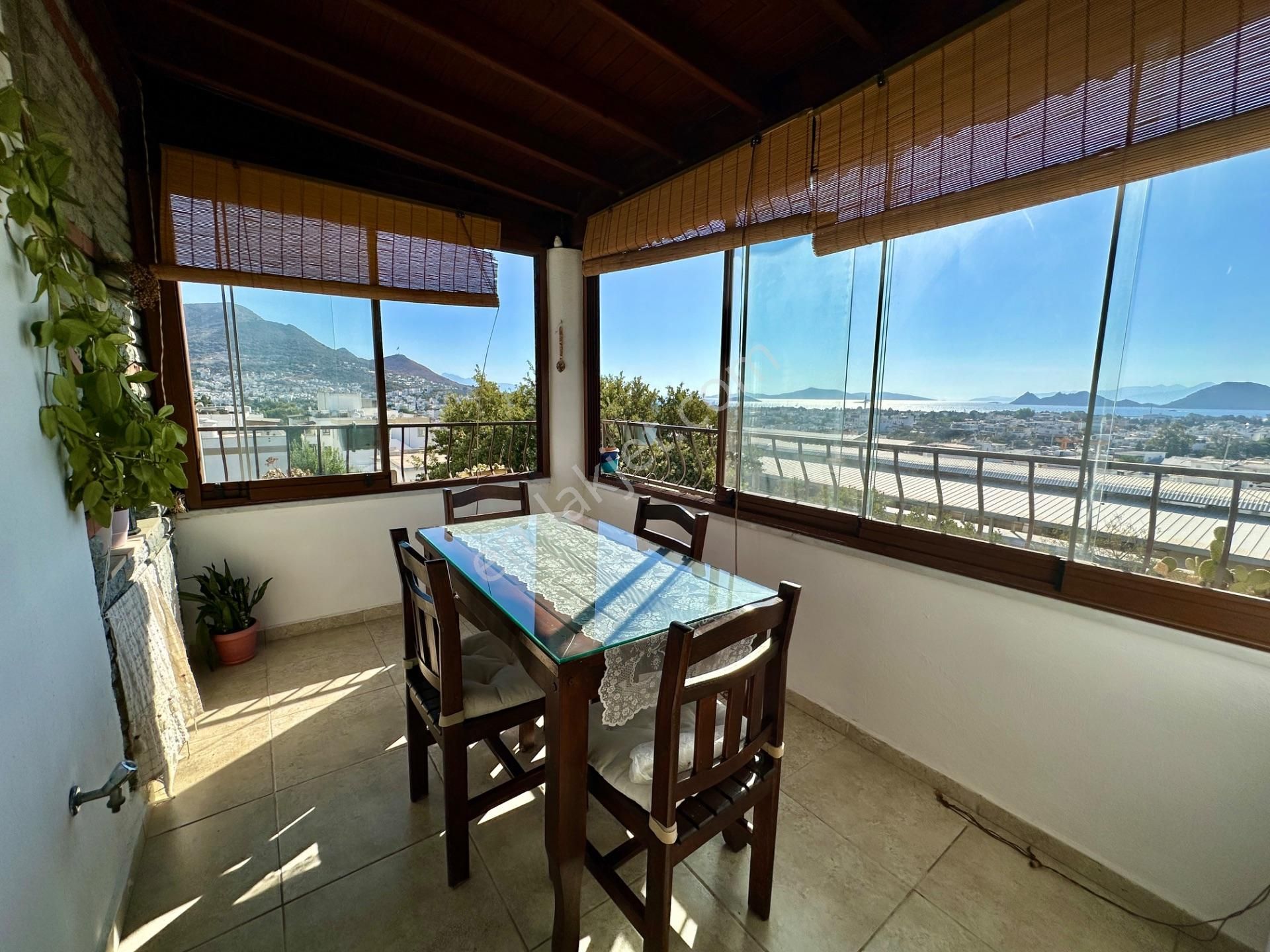 Bodrum Turgutreis'te Deniz Manzaralı Tertemiz 3+1 Daire - Görsel 15