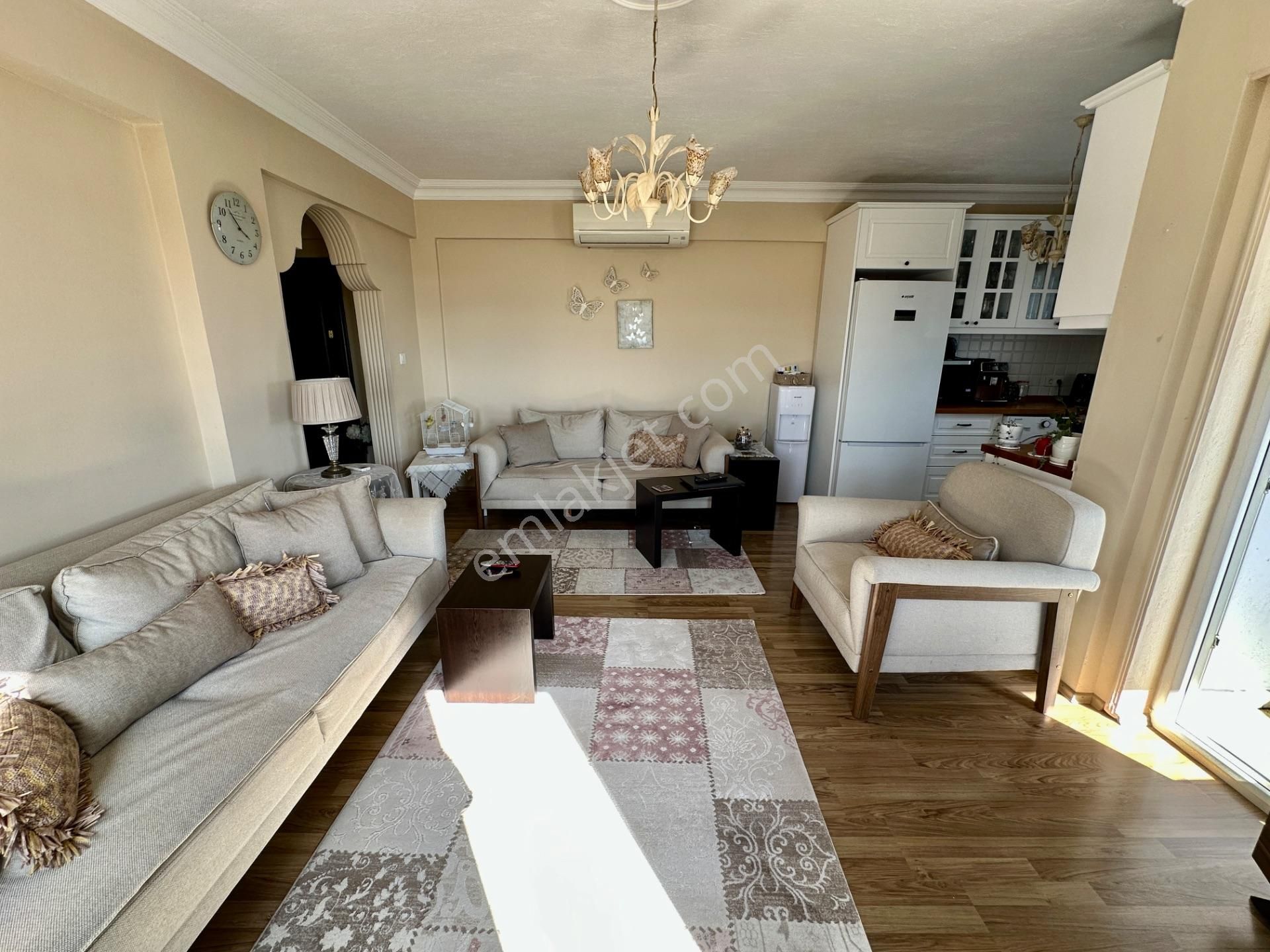 Bodrum Turgutreis'te Deniz Manzaralı Tertemiz 3+1 Daire - Görsel 9