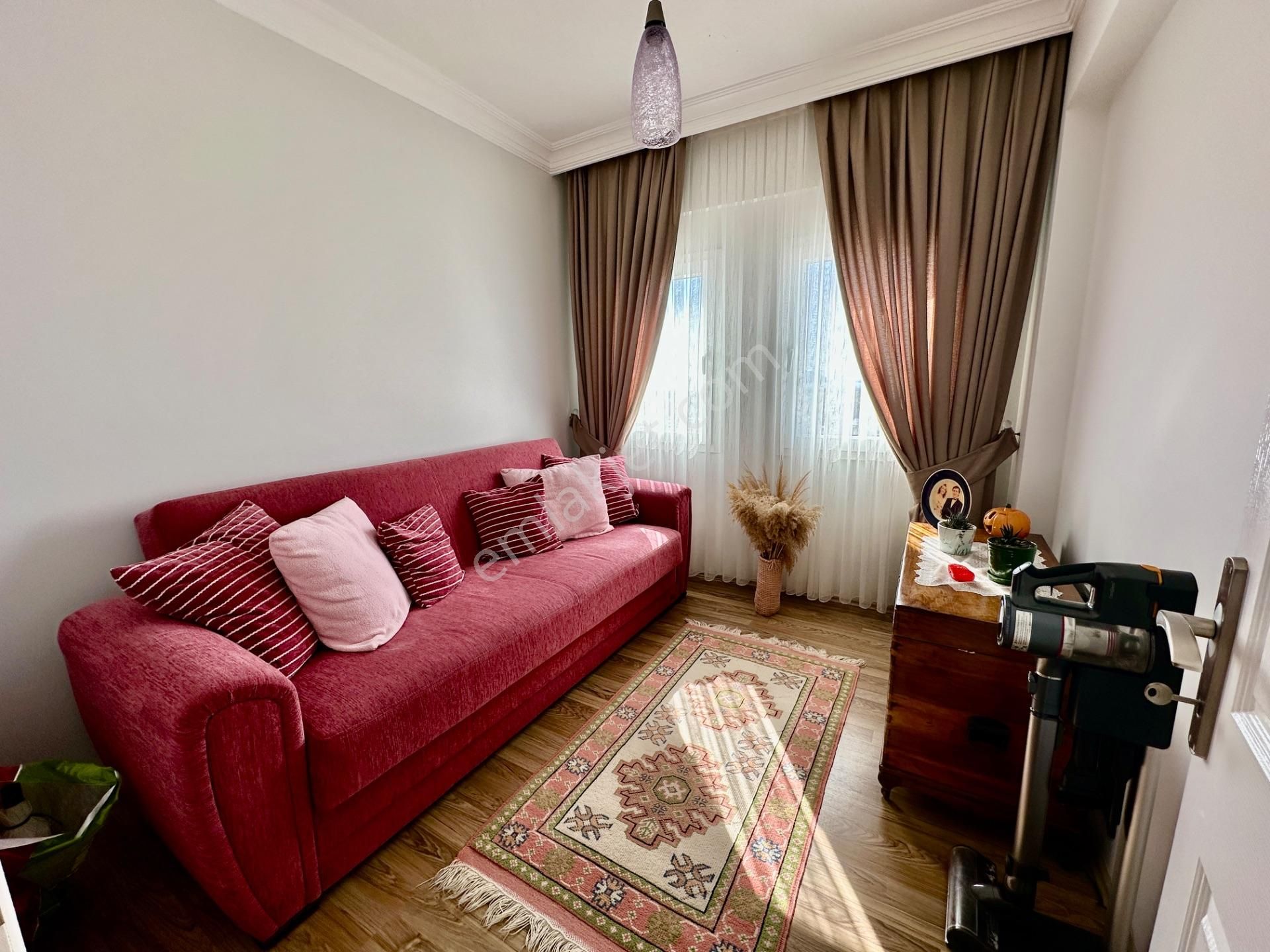 Bodrum Turgutreis'te Deniz Manzaralı Tertemiz 3+1 Daire - Görsel 22