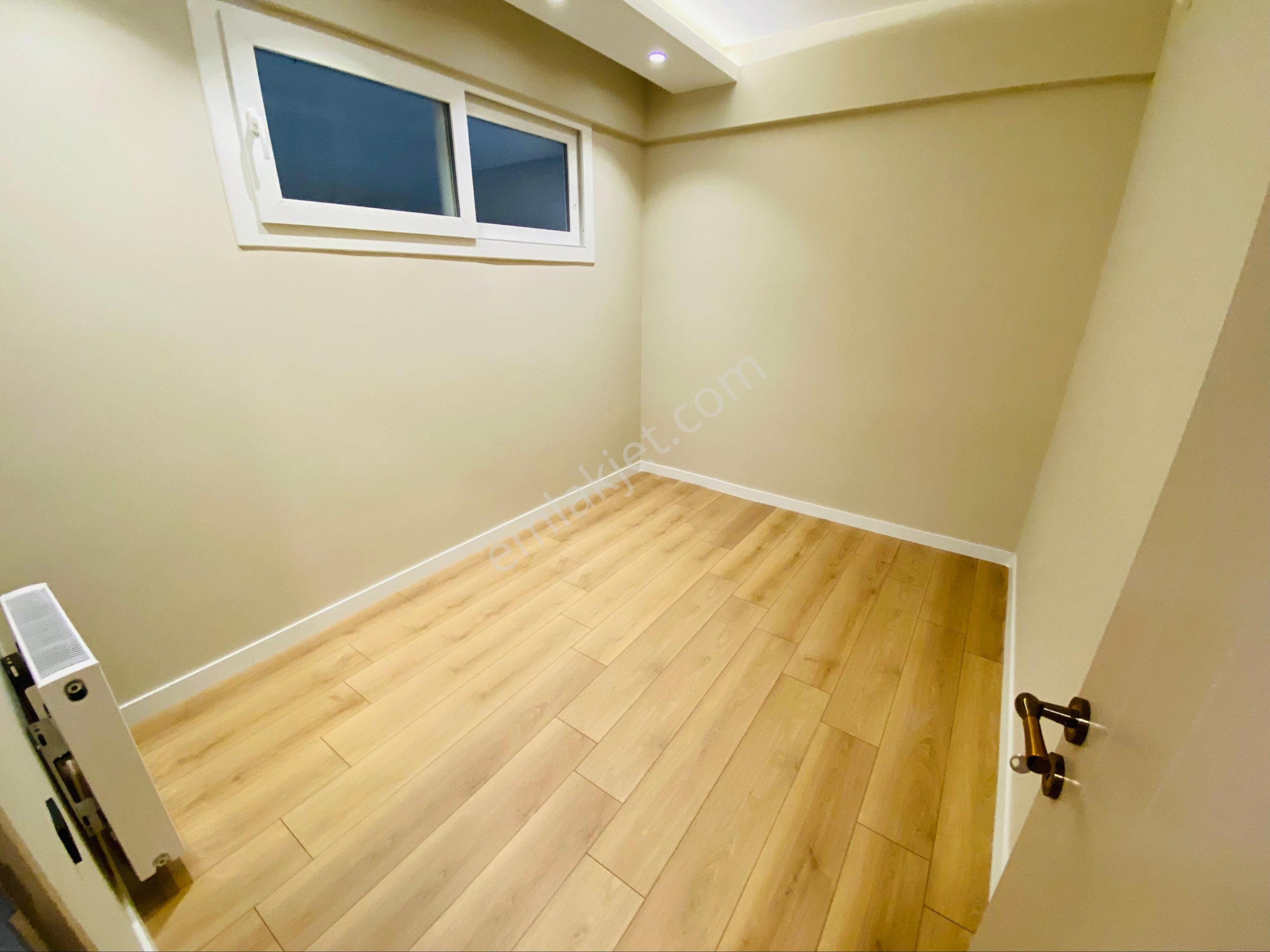 İzmir Amerikan Koleji Karşısında 3+1 115m2 Temiz Bakımlı - Görsel 9