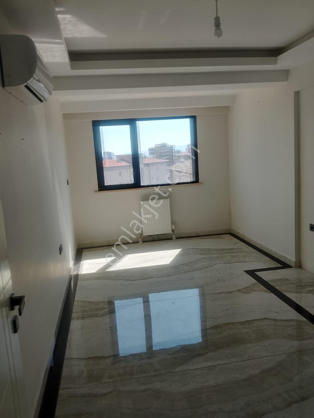 Karşıyaka’nın Zübeydehanım Mah.üzeyiroğlu Royal Resıdence Farklı Döşemesi İle Satılıktır - Görsel 18