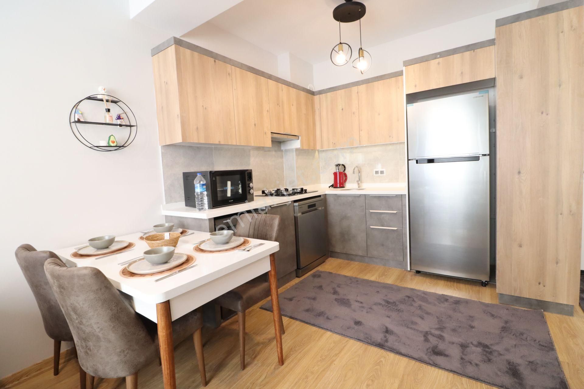 Türk Emlak Ofisi'nden Havuzlu Sitede Eşyalı 1+1 Kiralık Daire - Görsel 11