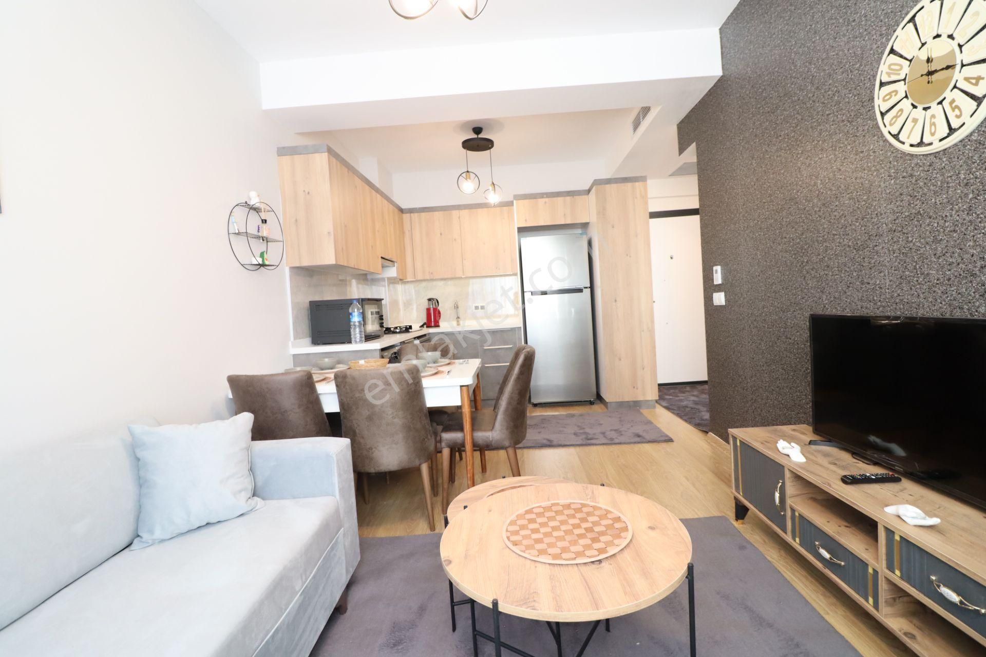 Türk Emlak Ofisi'nden Havuzlu Sitede Eşyalı 1+1 Kiralık Daire - Görsel 8